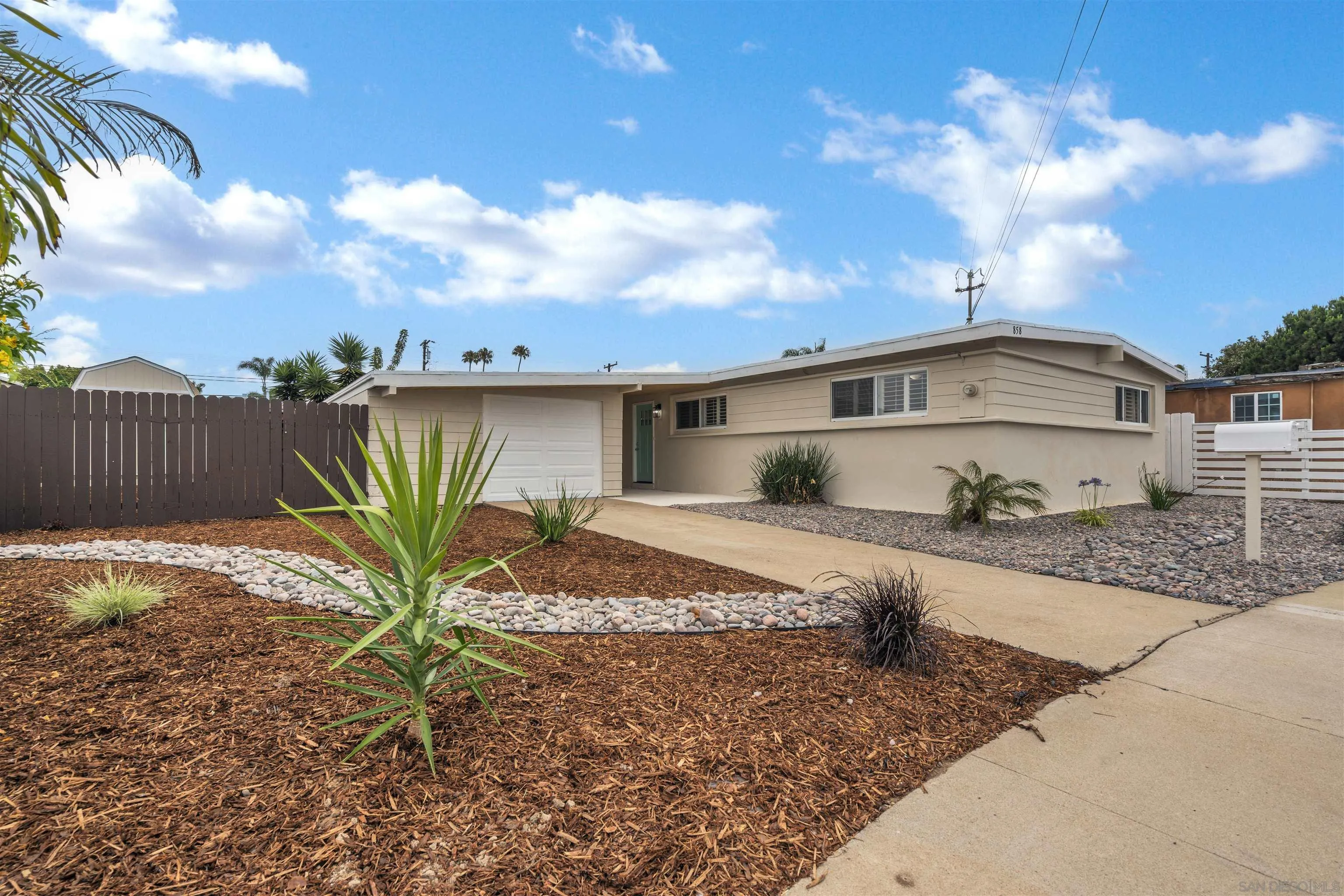 858 Hickory, Imperial Beach, CA 91932 - Main photo, Imperial Beach, CA