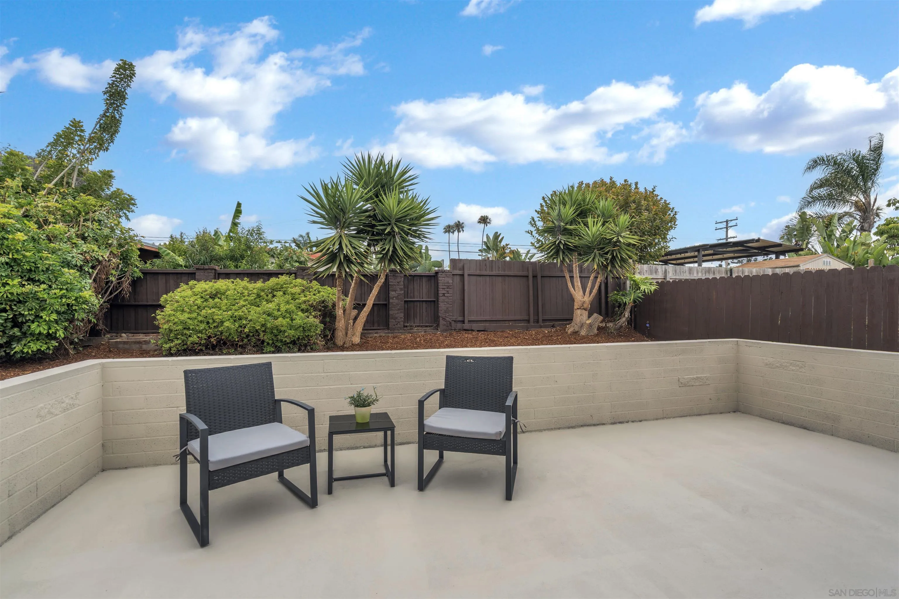 https://cdn.realtyfeed.com/cdn/127/260020424/fa13c6e66da450514cdd1b0065d434db.webp