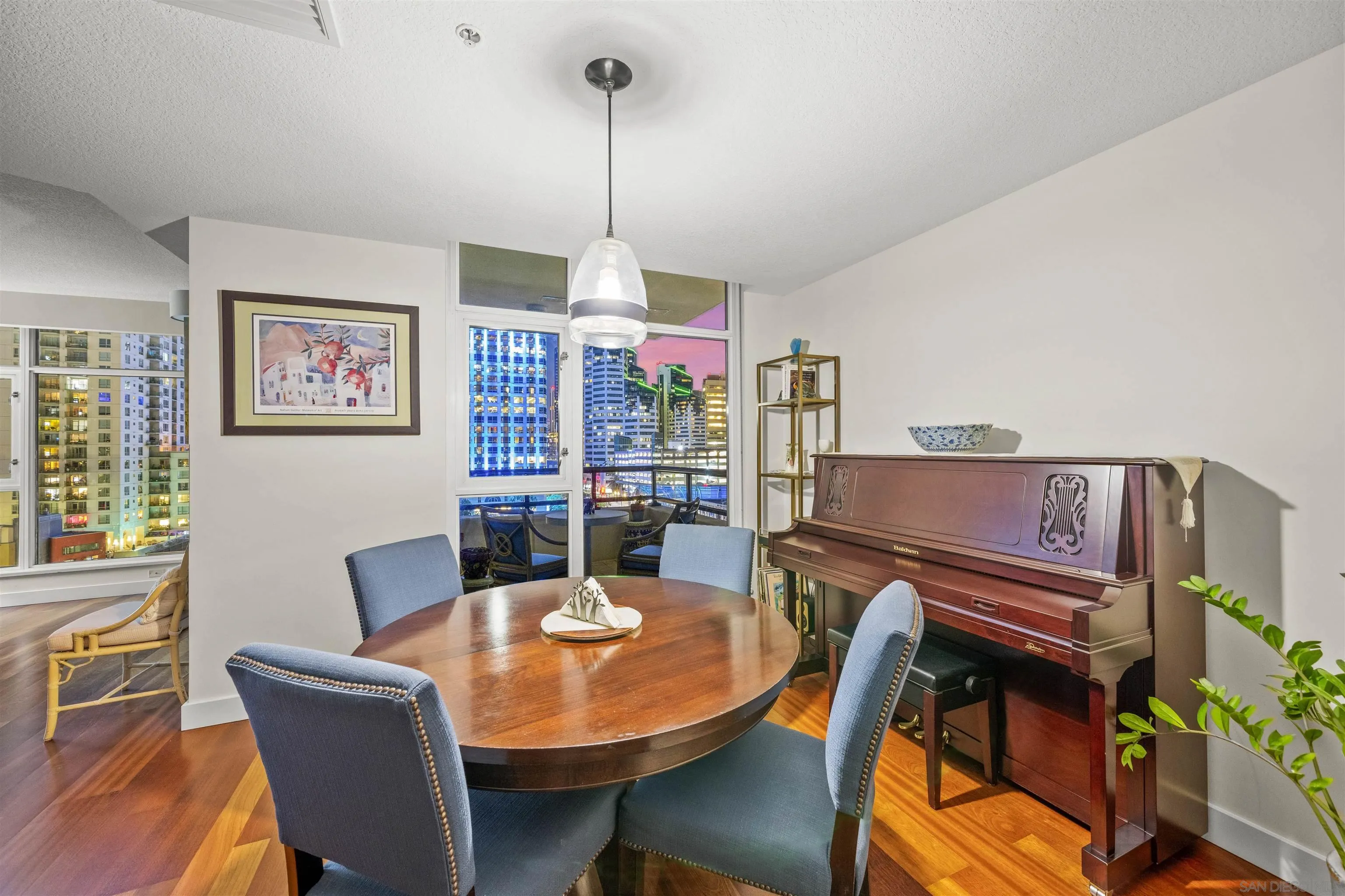 Photo #6: 260020426 Listing: Photo #6