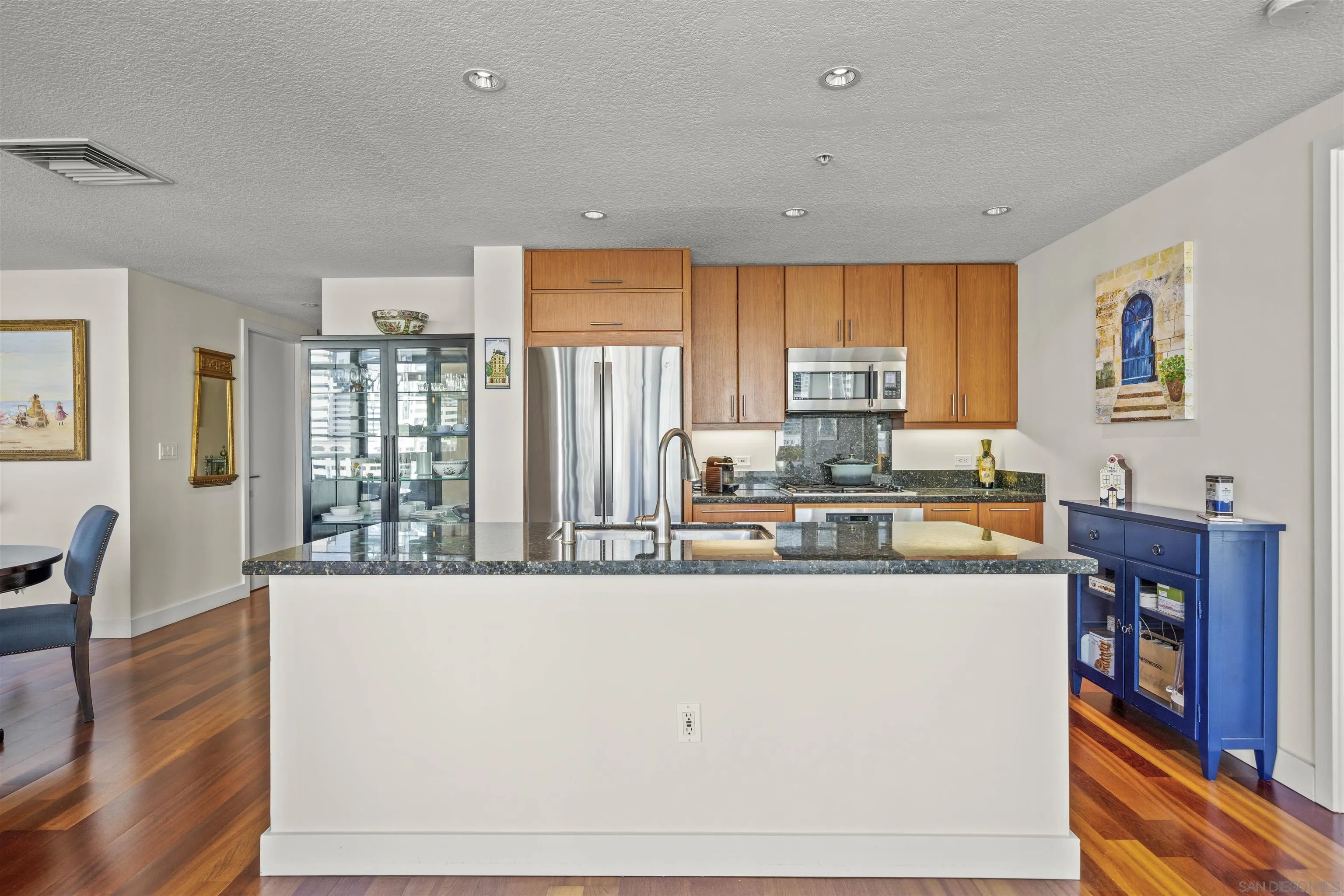 Photo #10: 260020426 Listing: Photo #10