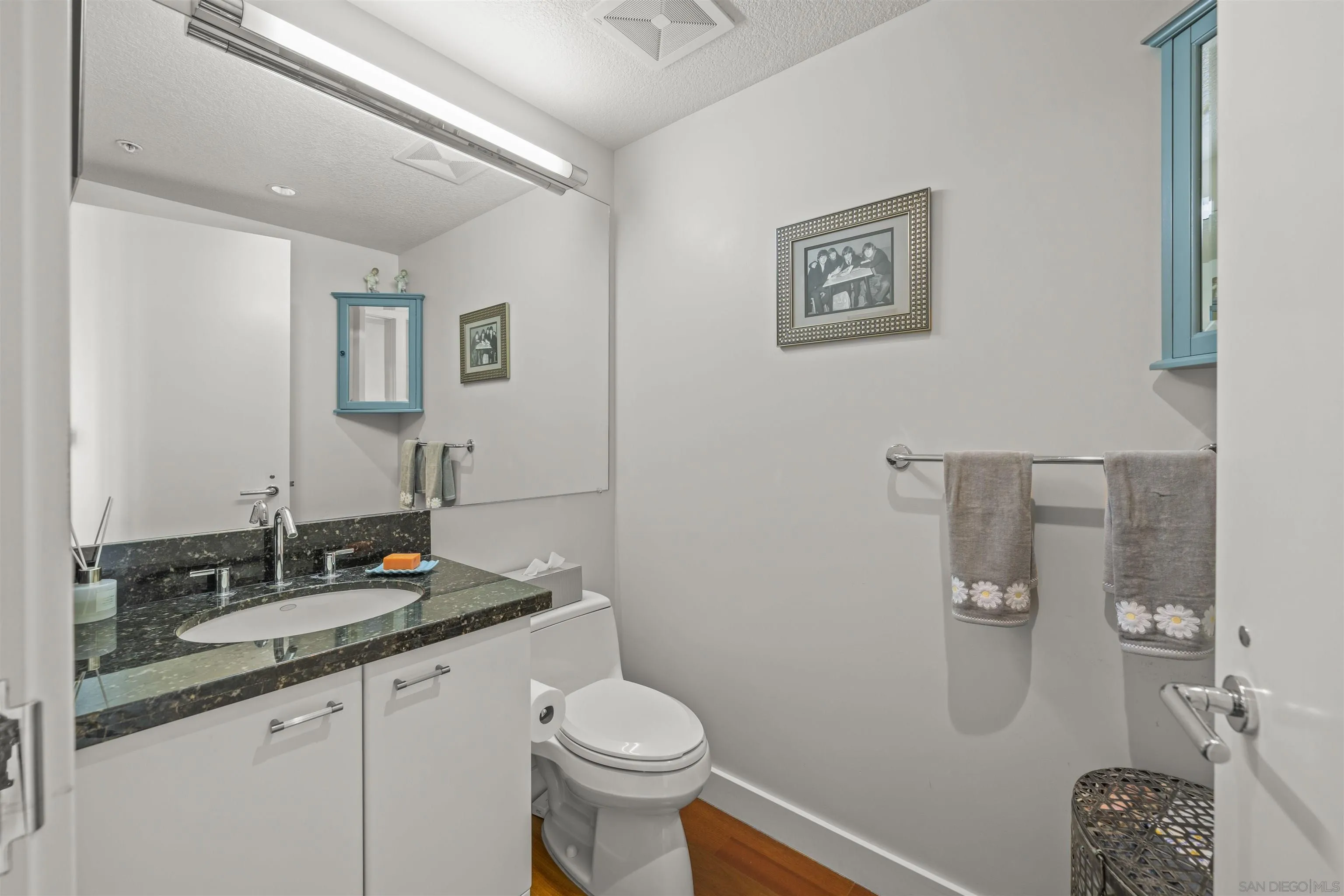Photo #33: 260020426 Listing: Photo #33