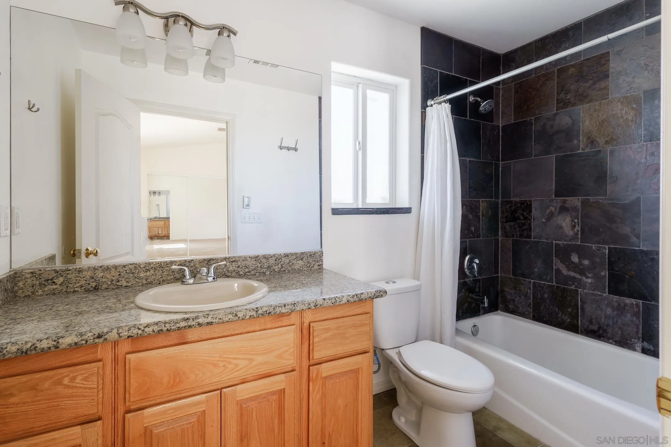 11926 Golden View Road, Pinon Hills, CA 92372, photo 23