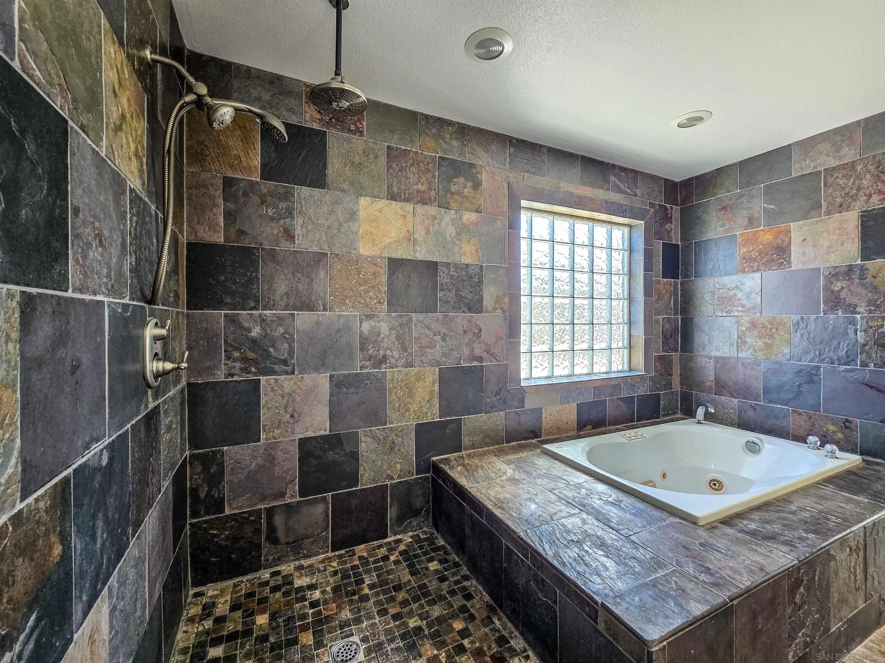 11926 Golden View Road, Pinon Hills, CA 92372, photo 18