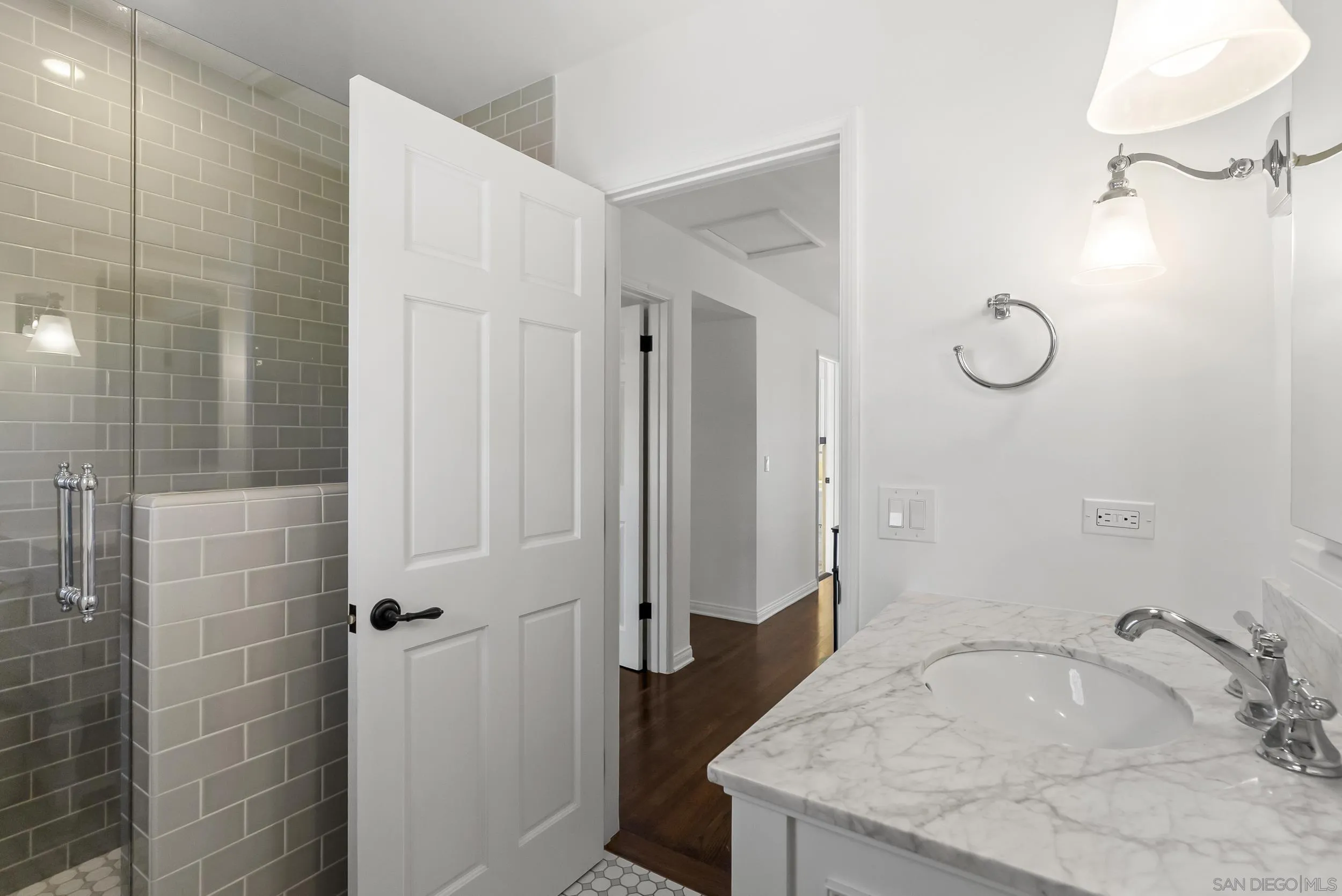 https://cdn.realtyfeed.com/cdn/127/260020429/0bde97c7f8410e5744f2c0f0bce7ac34.webp