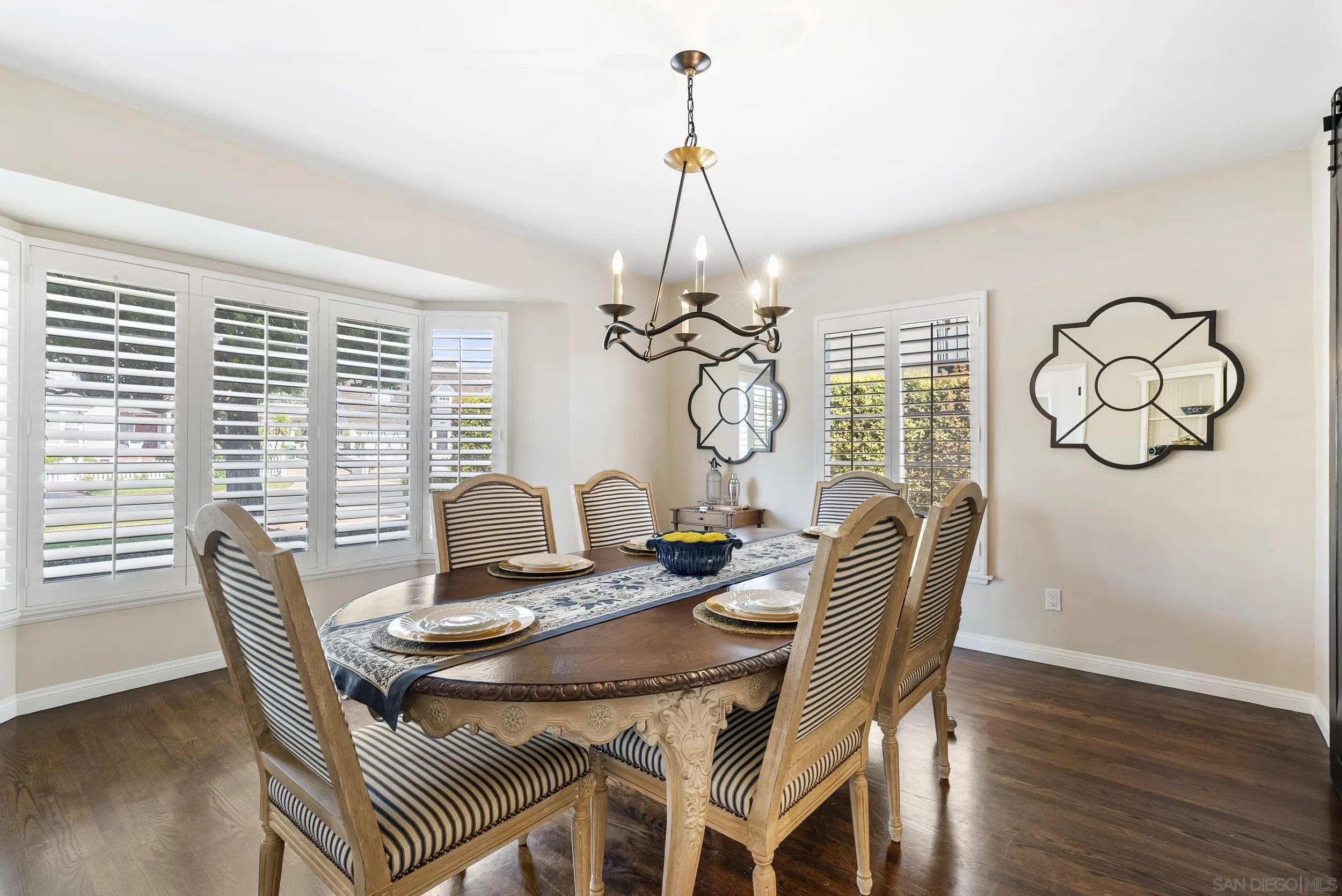 https://cdn.realtyfeed.com/cdn/127/260020429/650a691297d14a3211271a4306b76beb.webp