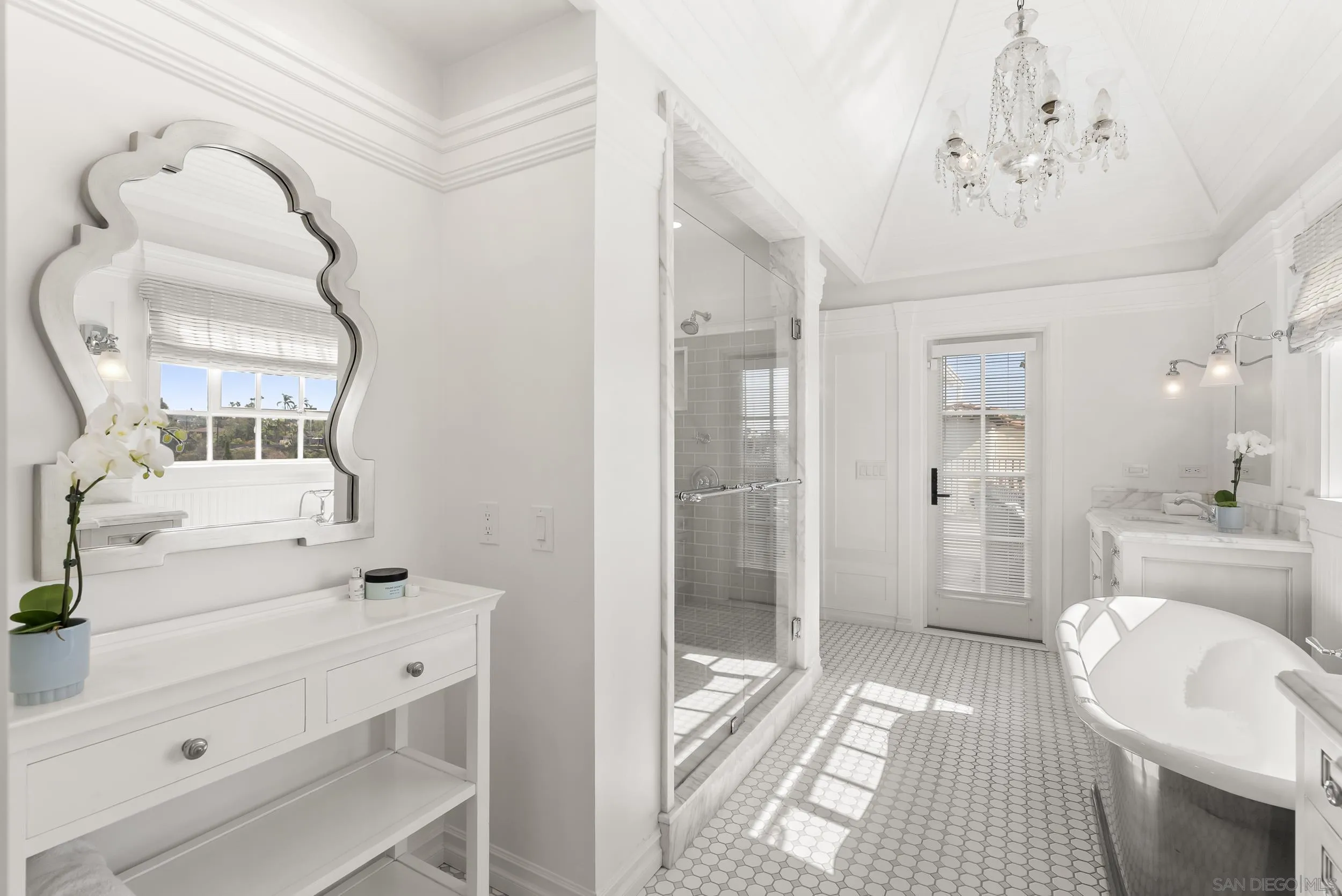 https://cdn.realtyfeed.com/cdn/127/260020429/901f5b038a08c056658235c4b968d41e.webp
