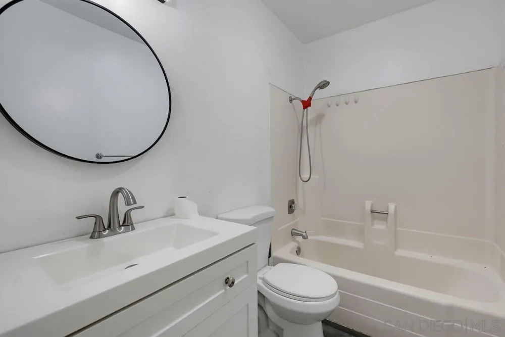 Photo #15: 260020431 Listing: Photo #15