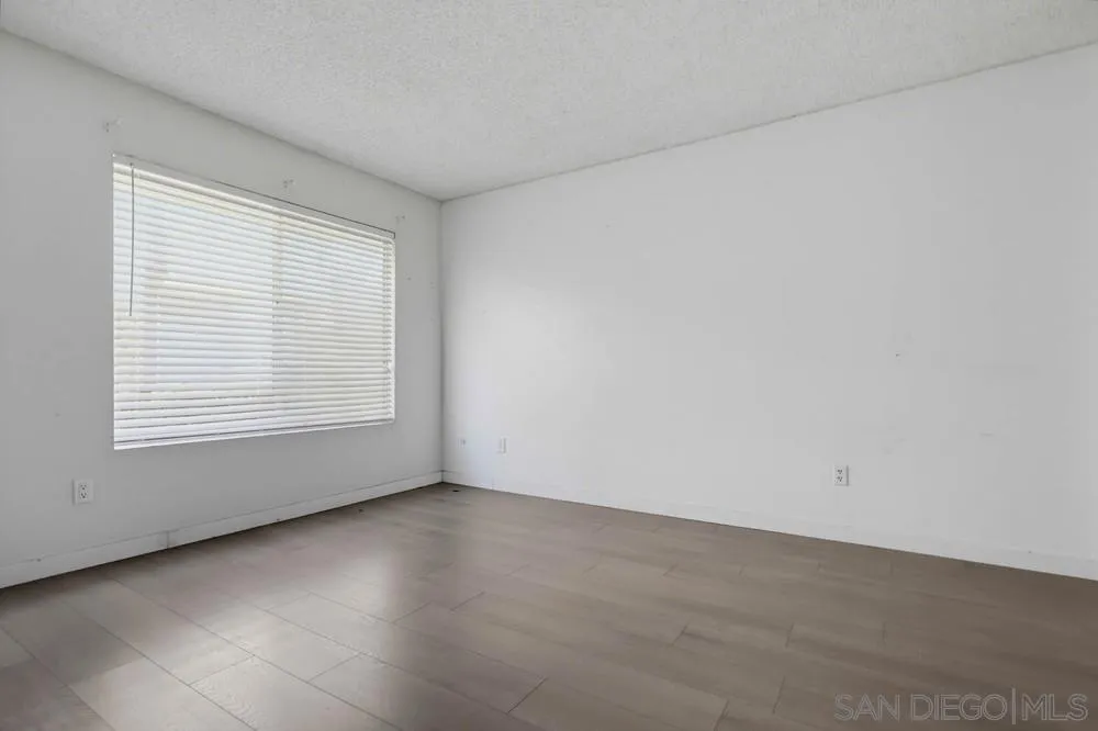 Photo #20: 260020431 Listing: Photo #20