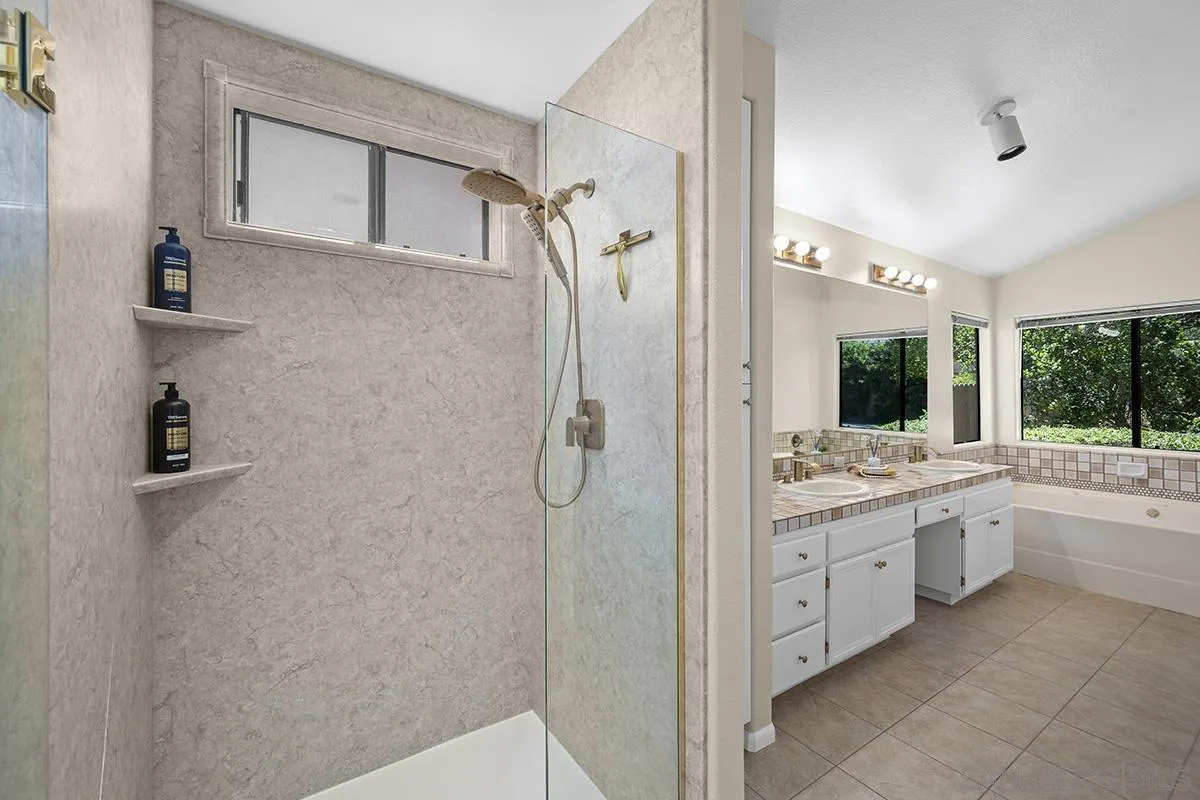 https://cdn.realtyfeed.com/cdn/127/260020433/1242b6aa96e128789d4621872a618b21.webp