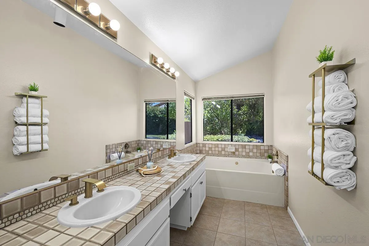 https://cdn.realtyfeed.com/cdn/127/260020433/a0e8b317a86494a4da9ea9f8120e9bb0.webp