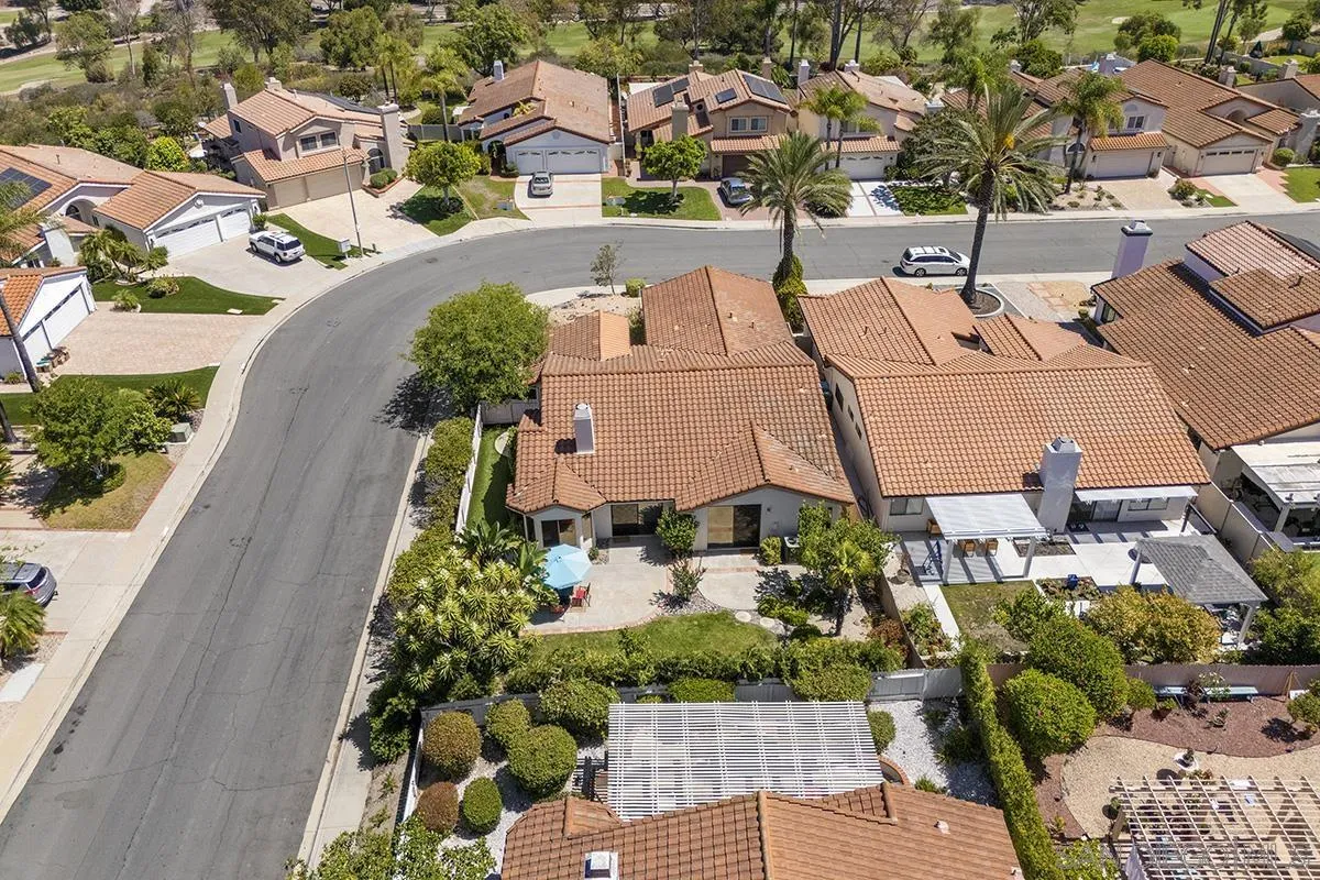 https://cdn.realtyfeed.com/cdn/127/260020433/b510456a84462da2abca2e847fc44193.webp
