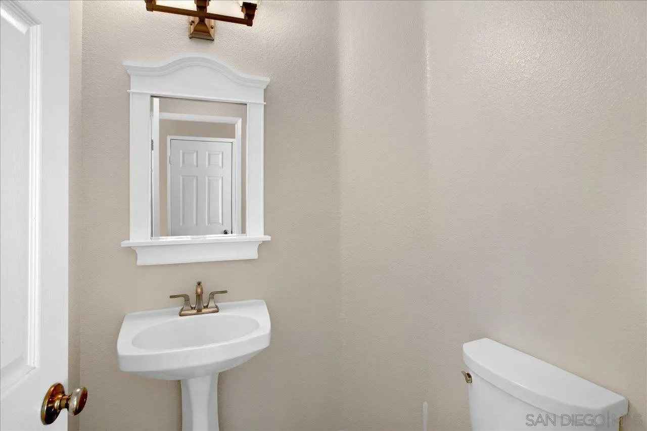 https://cdn.realtyfeed.com/cdn/127/260020434/d87bd1fbe872916ceb8217673e1f990e.webp