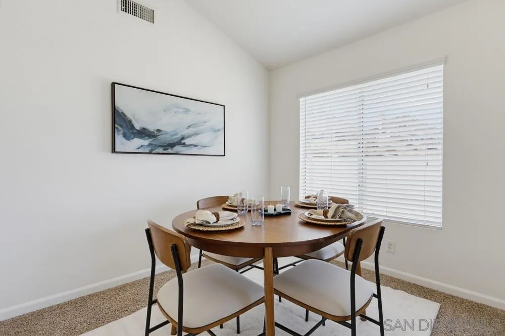 https://cdn.realtyfeed.com/cdn/127/260020435/73ac2026c4bb2dfbf579f2e087dcc2ea.webp