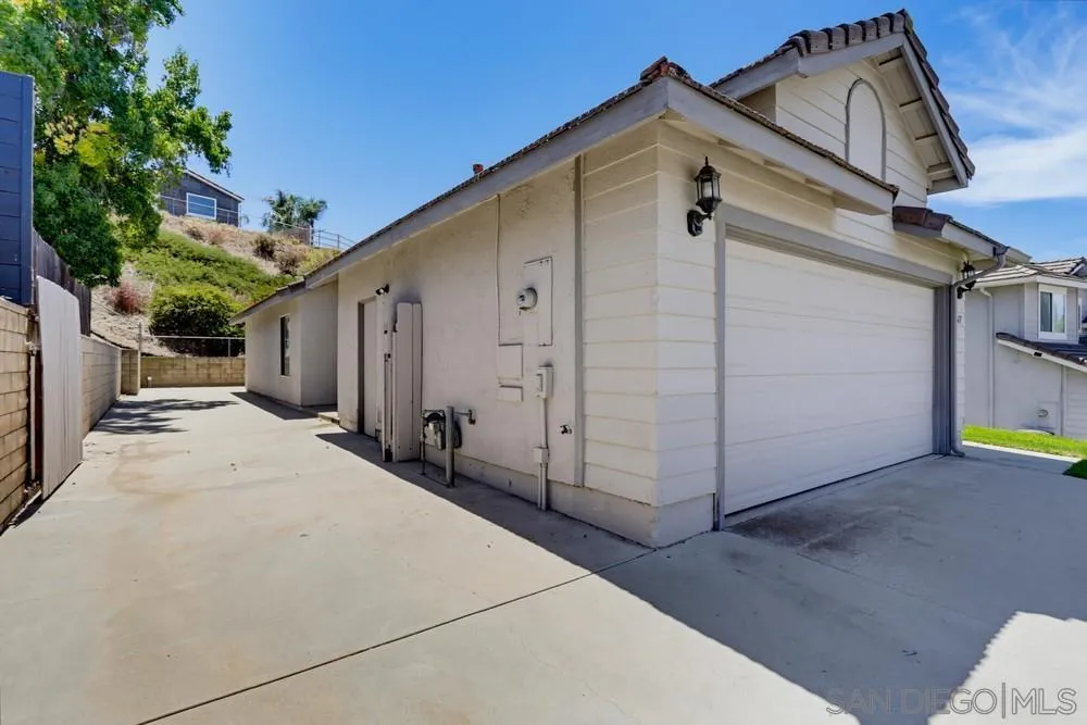 https://cdn.realtyfeed.com/cdn/127/260020435/f9a6abf0d3bc39ec3ab07364613d0d0b.webp