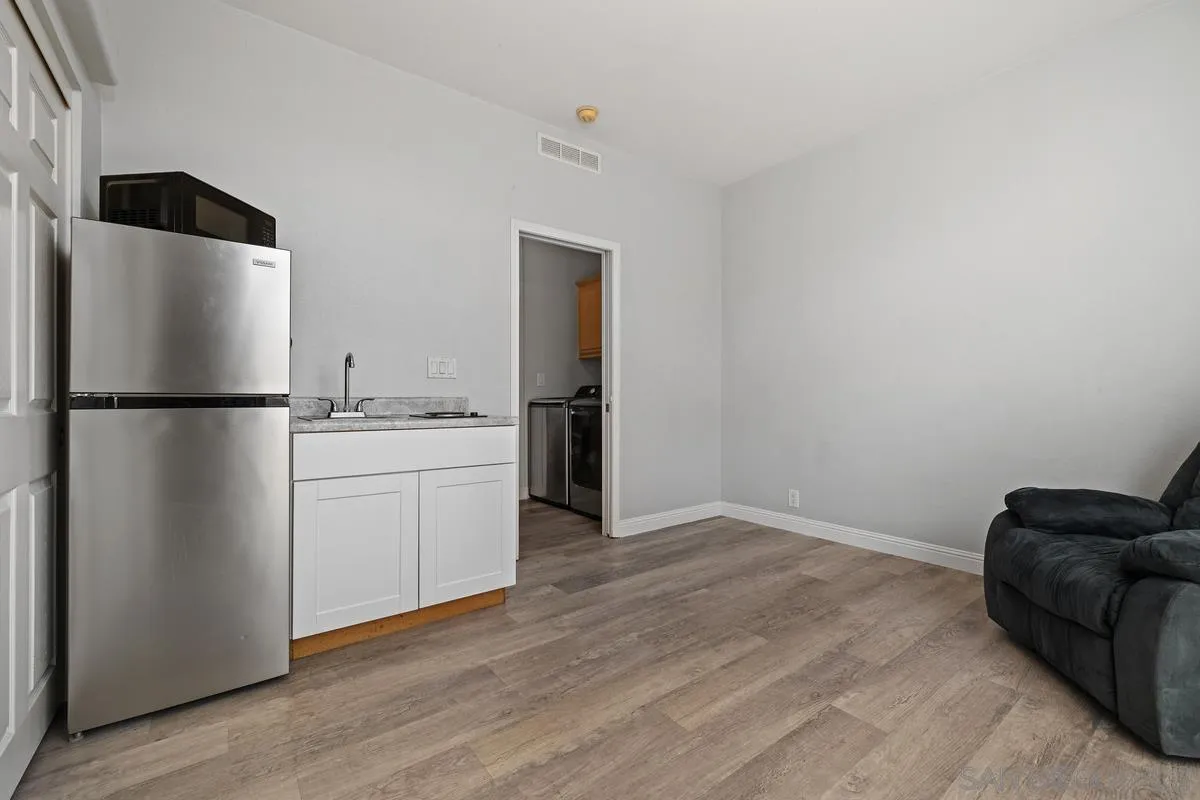 https://cdn.realtyfeed.com/cdn/127/260020439/02d80bfa448f70c5bf3047cf0f16bb67.webp