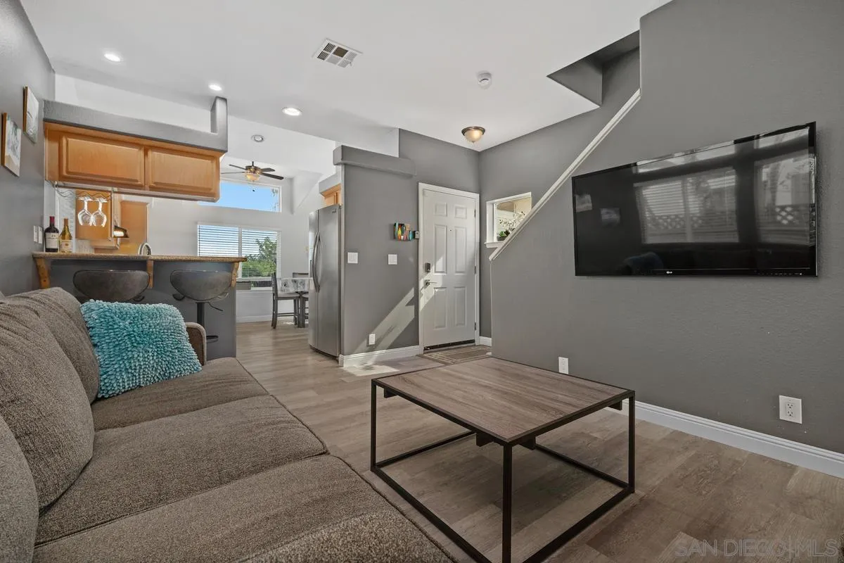 https://cdn.realtyfeed.com/cdn/127/260020439/59e850a0663898aa2f9cf4e8a6c8a66c.webp