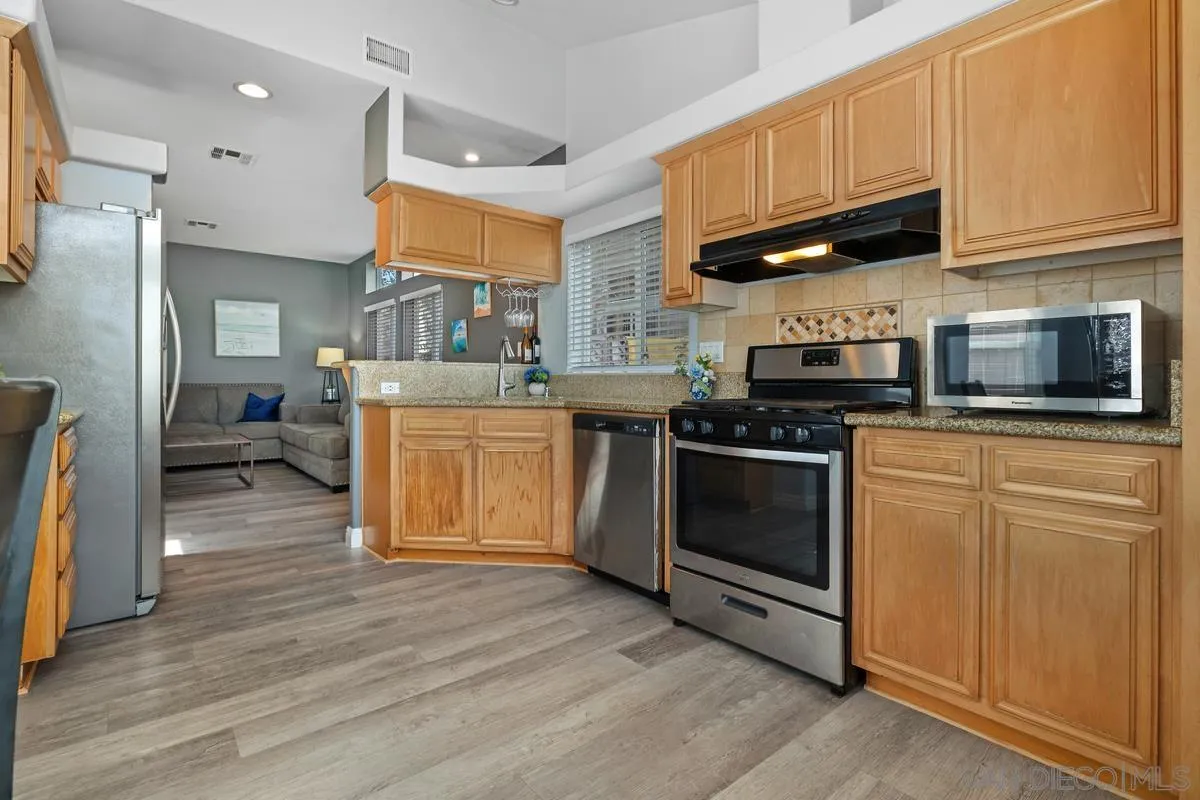 https://cdn.realtyfeed.com/cdn/127/260020439/94a8248c83b0891d360911a906ccfc6a.webp