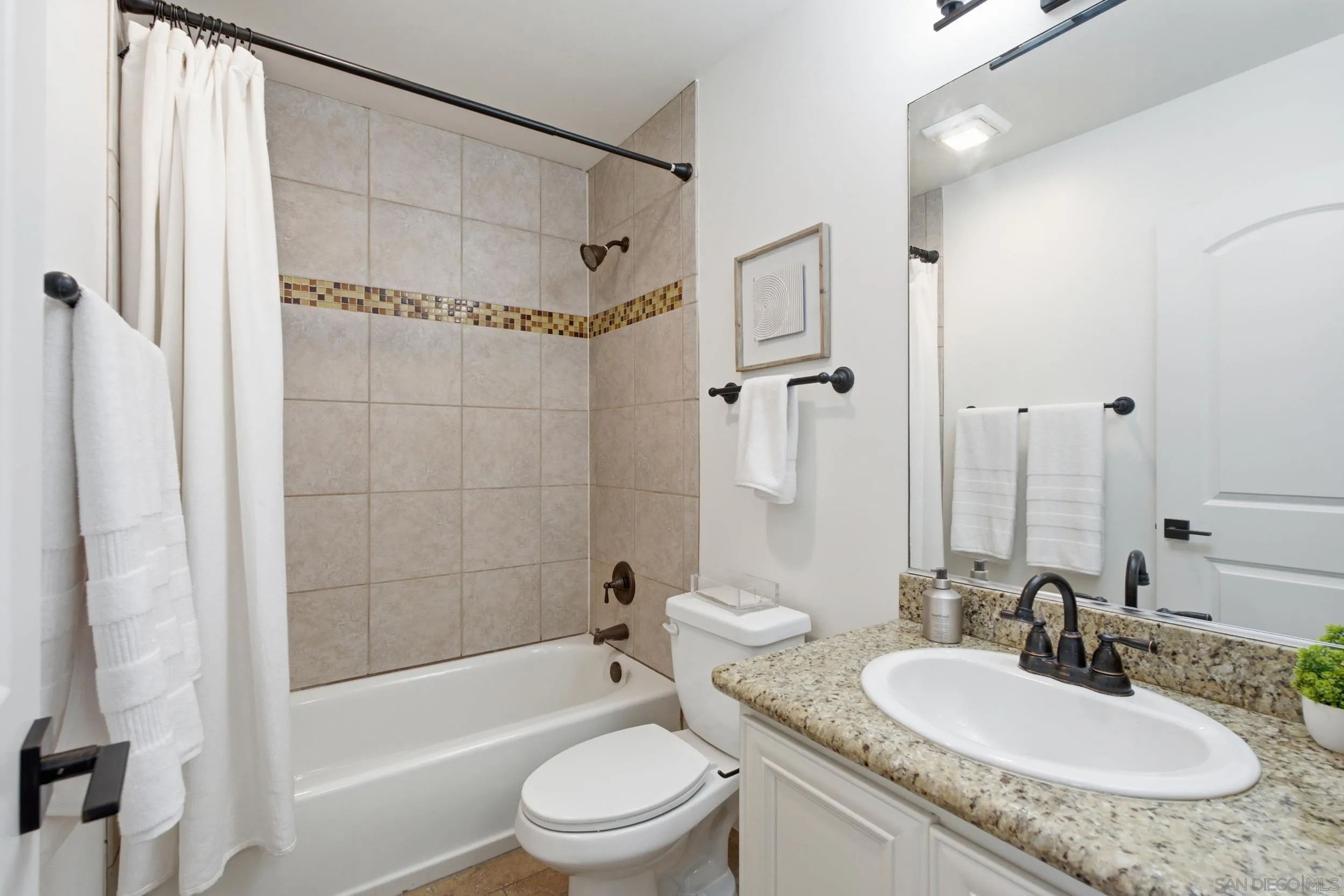 Photo #19: 260020445 Listing: Photo #19