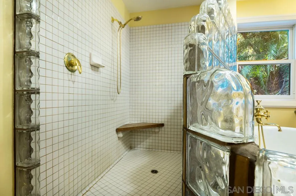 https://cdn.realtyfeed.com/cdn/127/260020449/04c0198bc6efb3cde87df1209094a29b.webp
