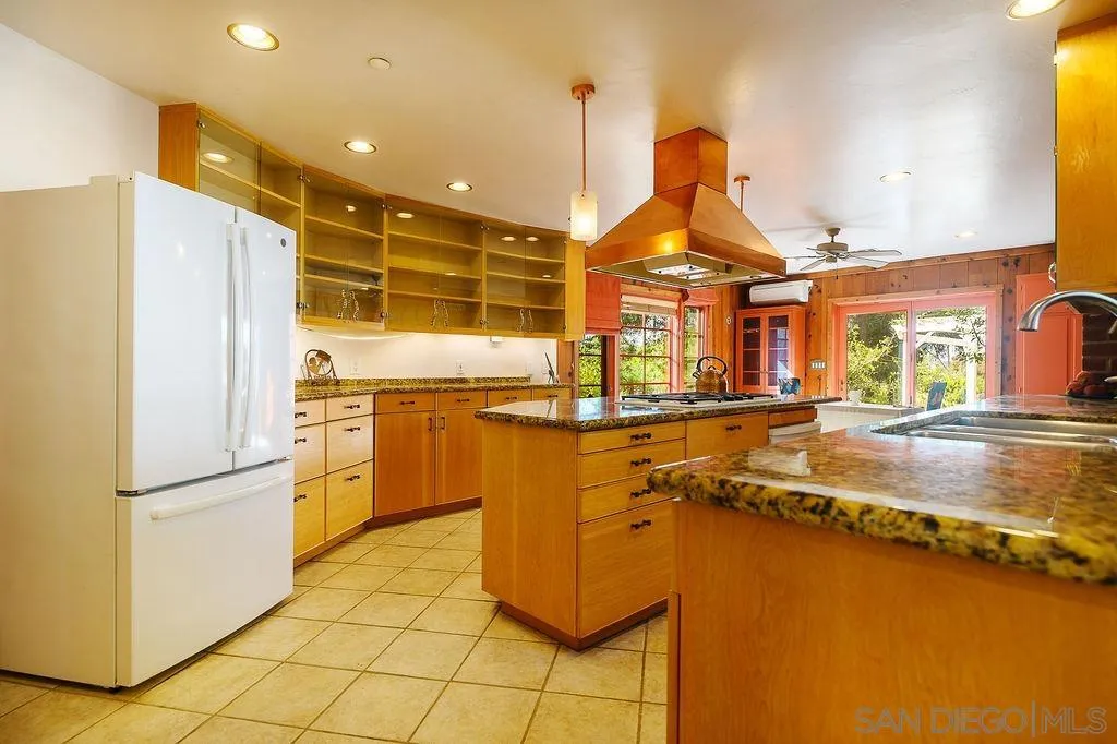 https://cdn.realtyfeed.com/cdn/127/260020449/169553d462fb86a7ba5af847ec3bd3f9.webp