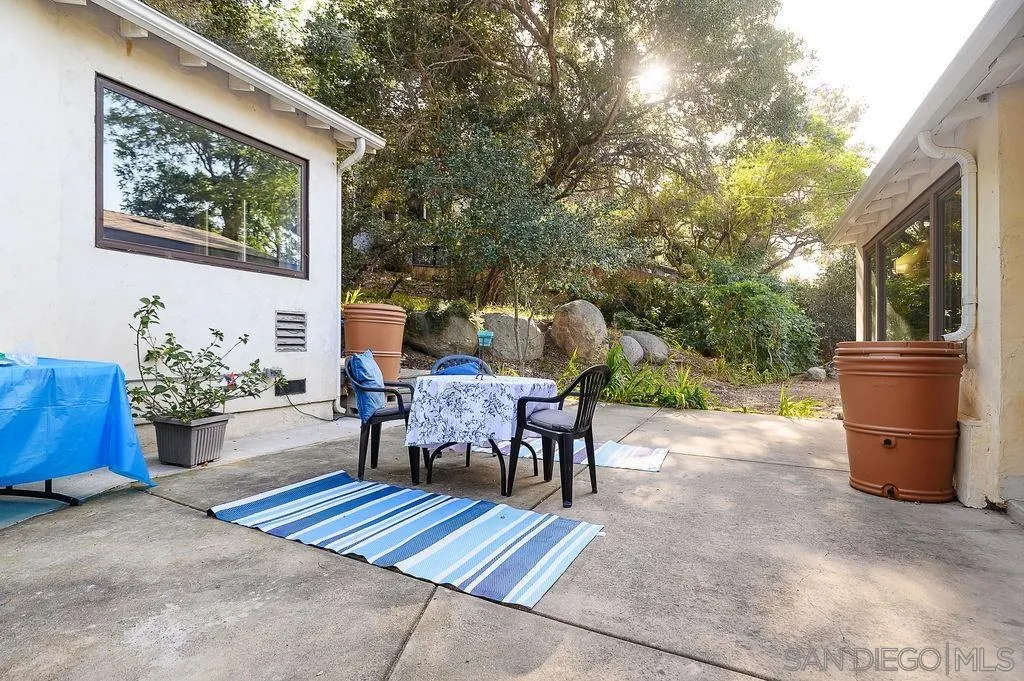 https://cdn.realtyfeed.com/cdn/127/260020449/2c936553049772bacea9f35eed07ad79.webp