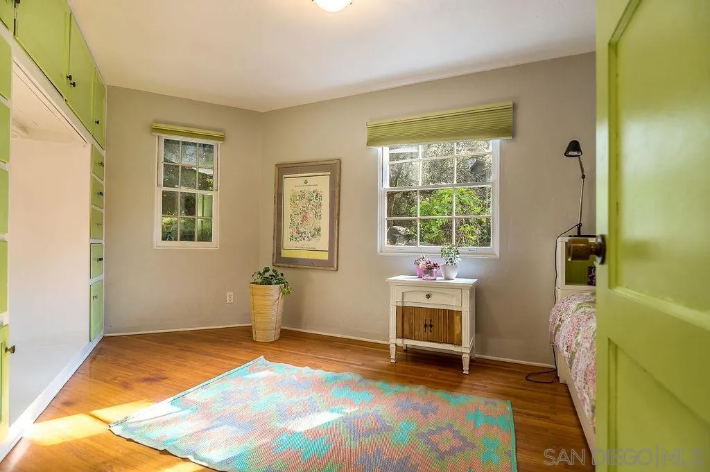 https://cdn.realtyfeed.com/cdn/127/260020449/2f8c688504a8e52896918ef9d246b13b.webp