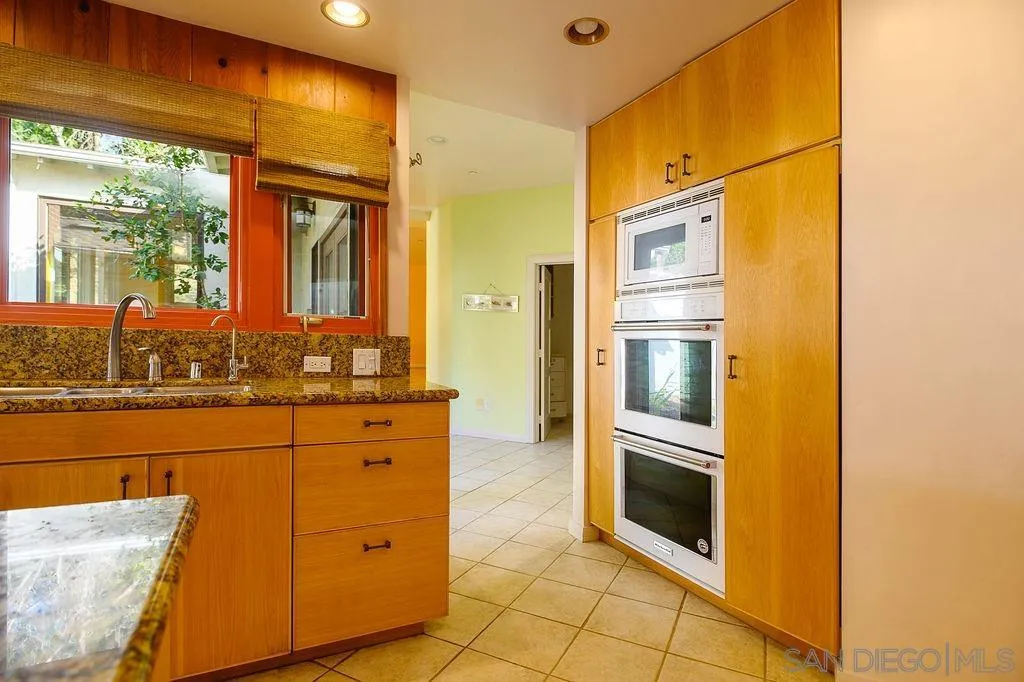 https://cdn.realtyfeed.com/cdn/127/260020449/ab505a276cafb0dcc721c94e3de224d0.webp