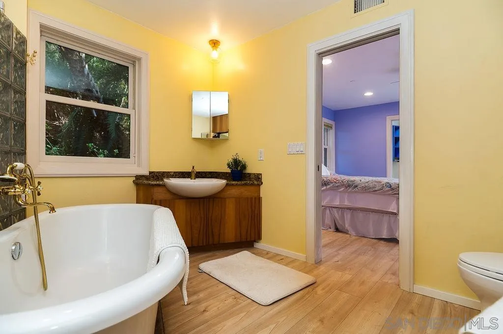 https://cdn.realtyfeed.com/cdn/127/260020449/e441d1a3a9af5044a5816d90a8827ada.webp