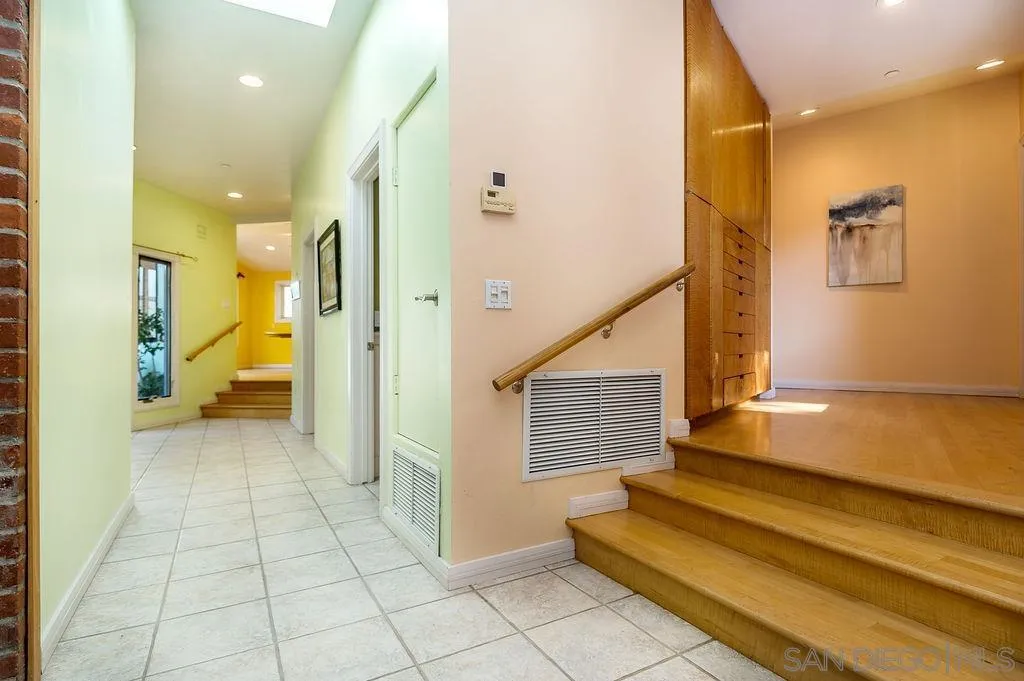 https://cdn.realtyfeed.com/cdn/127/260020449/f02391df7980c56d78f0da268c4d57ff.webp