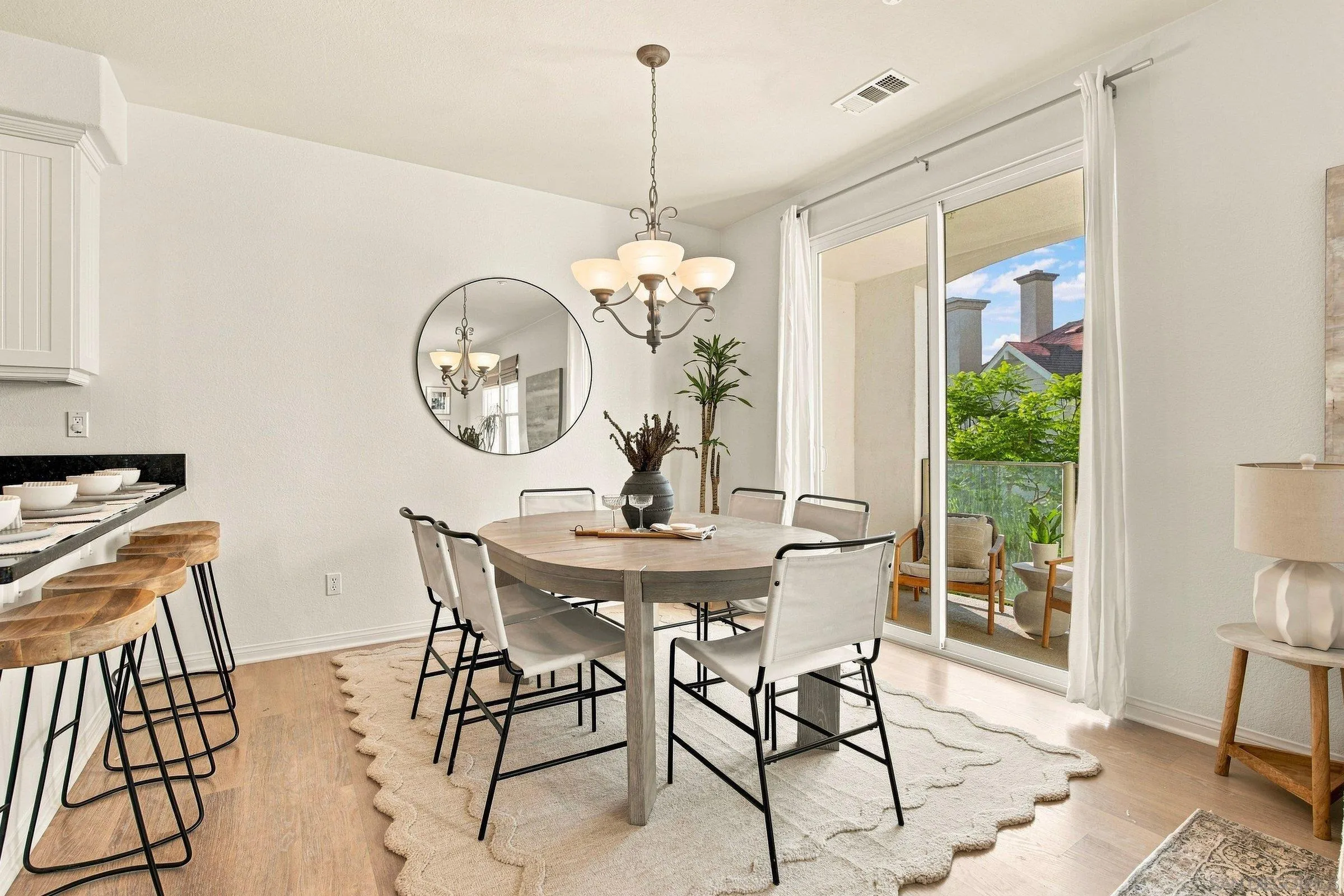 Photo #6: 260020450 Listing: Photo #6