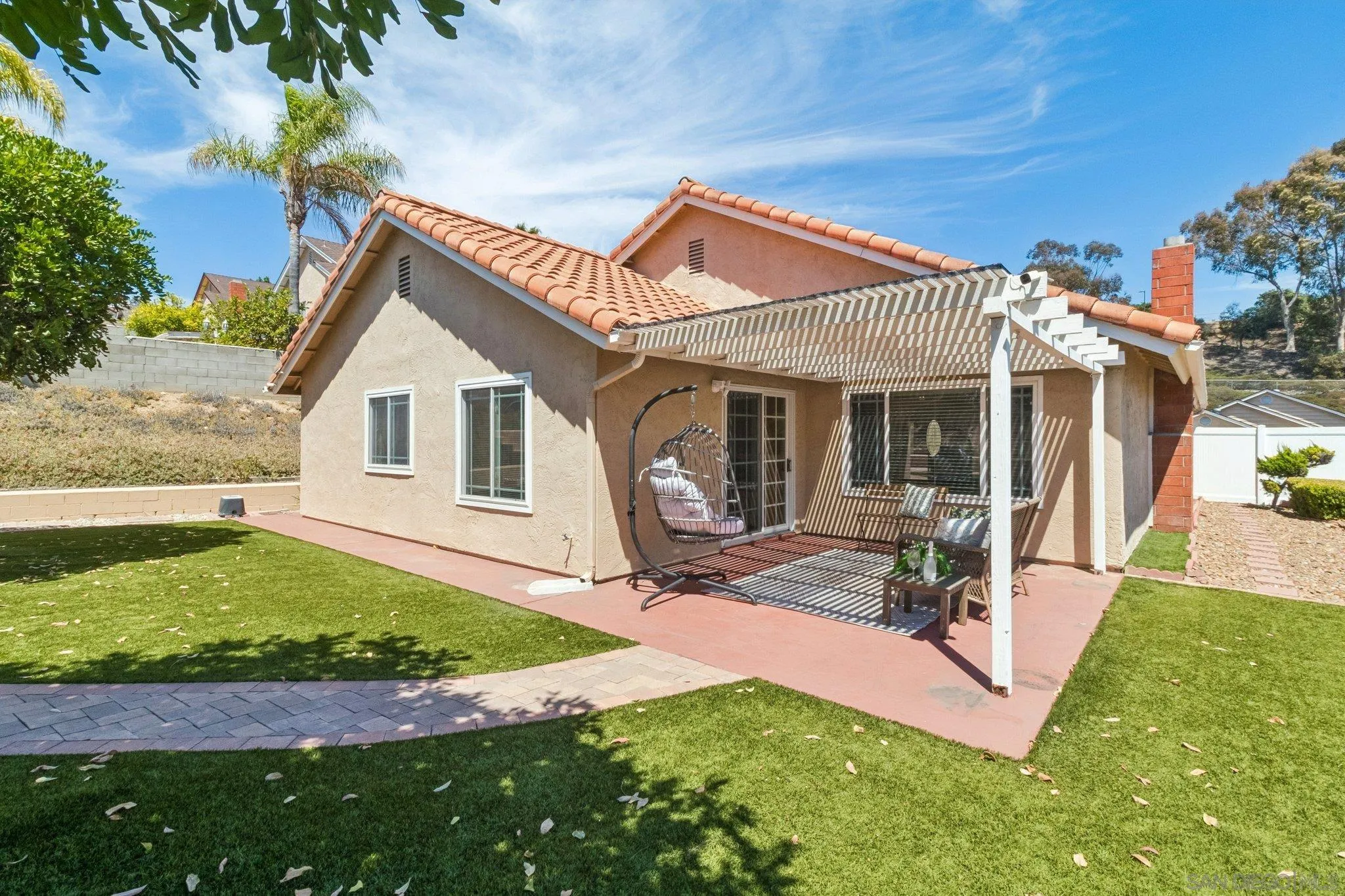 https://cdn.realtyfeed.com/cdn/127/260020452/9c49cd9151eb5ce0e0f5337fea937c75.webp
