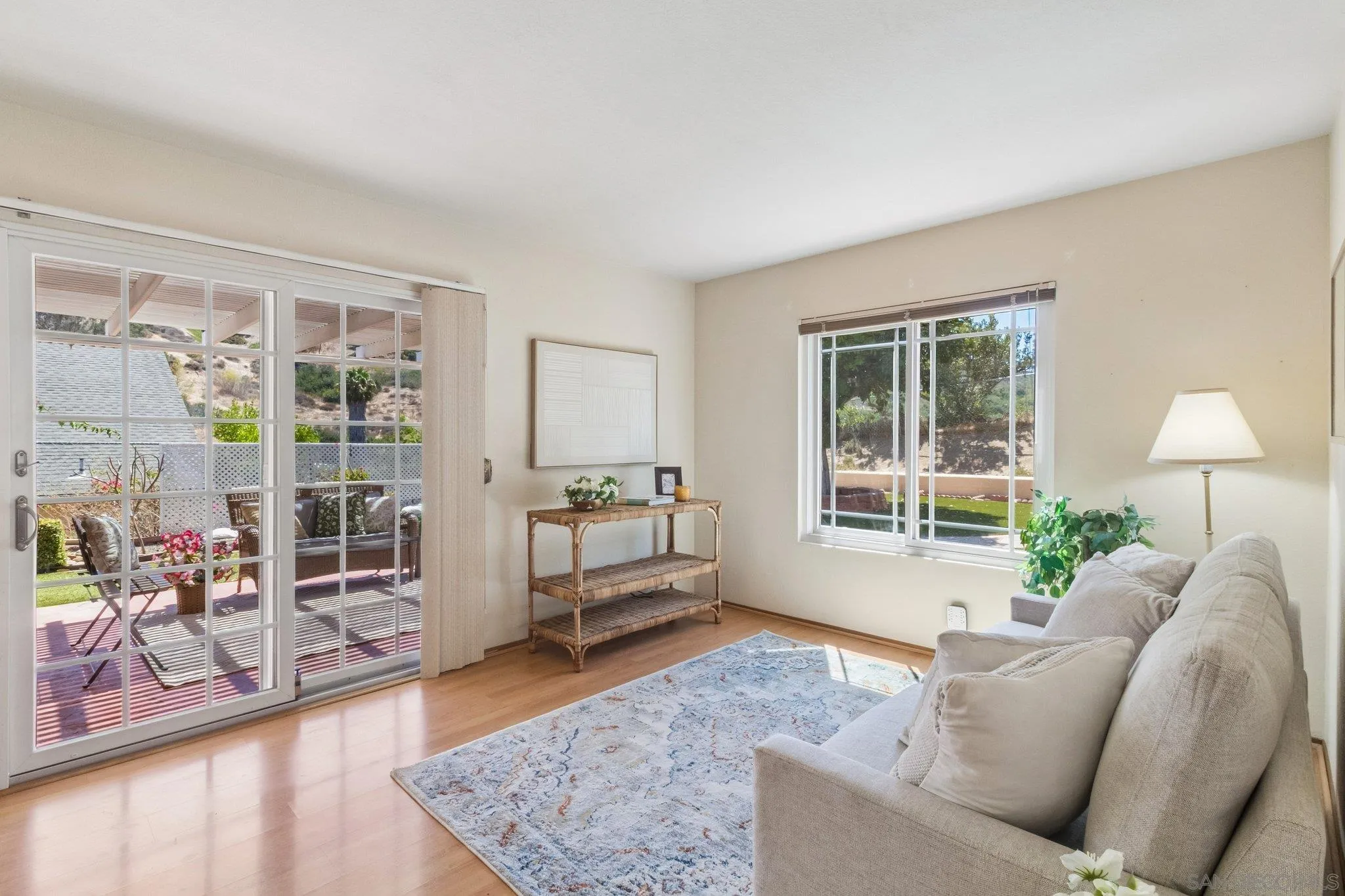 https://cdn.realtyfeed.com/cdn/127/260020452/d5aeae99f3827f4b7431f59500bc24f3.webp