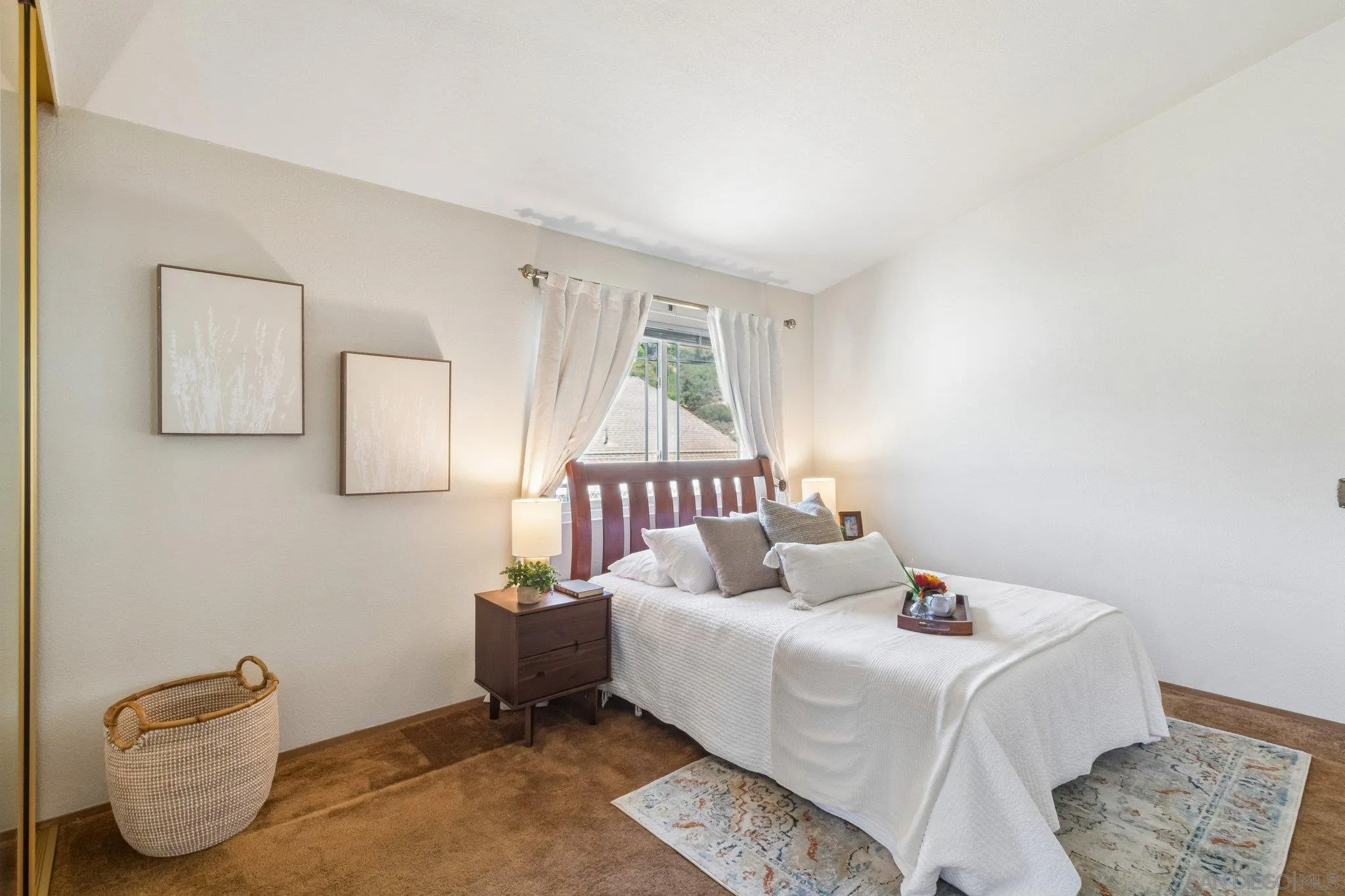 https://cdn.realtyfeed.com/cdn/127/260020452/fe383ca876c4535289dd6c19c40e1703.webp