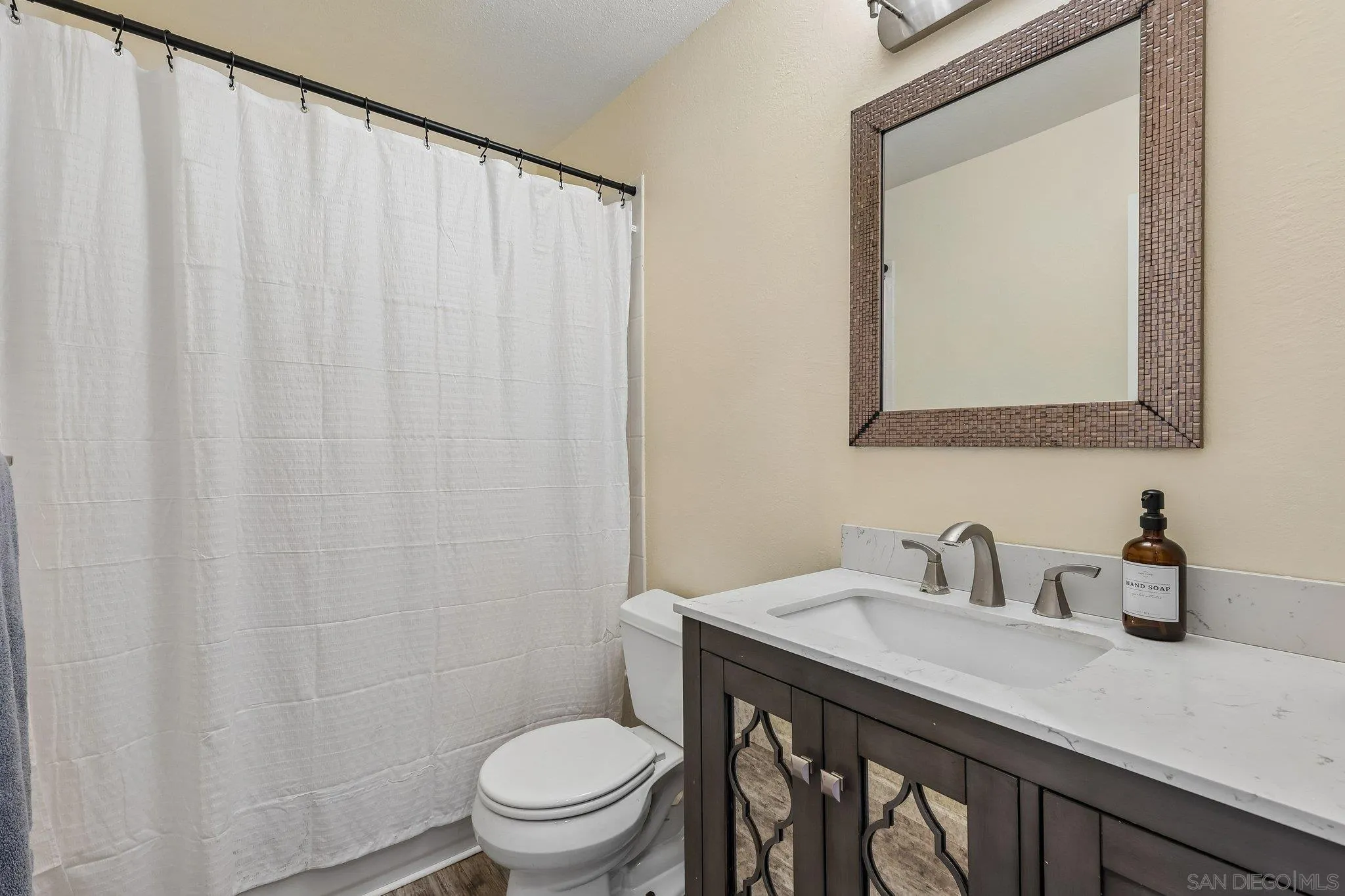https://cdn.realtyfeed.com/cdn/127/260020453/0a33c7dd5a9ae246d3f99e1198213635.webp