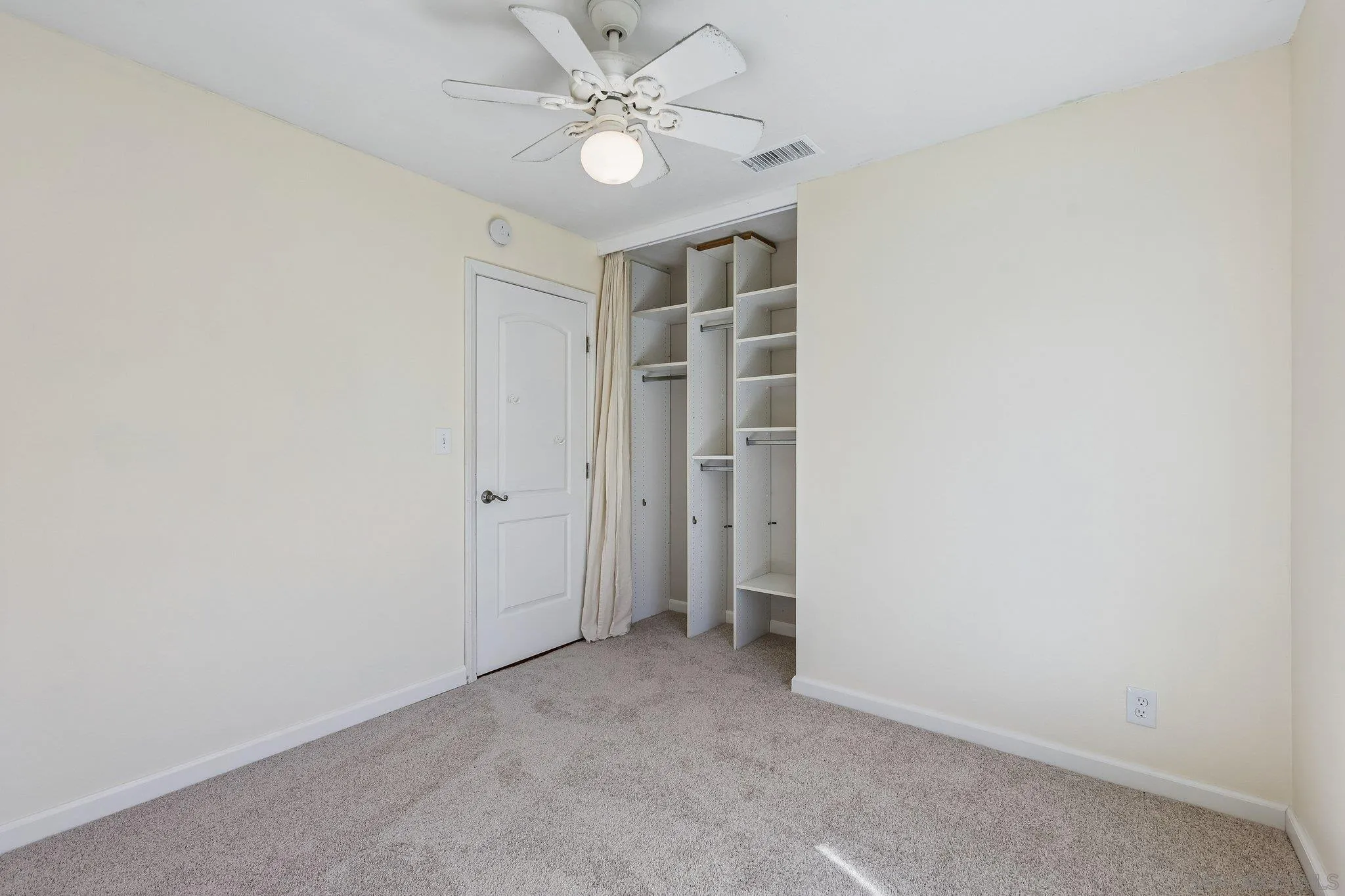 https://cdn.realtyfeed.com/cdn/127/260020453/14b3db7c8fc26e6ad354aaa85908e957.webp