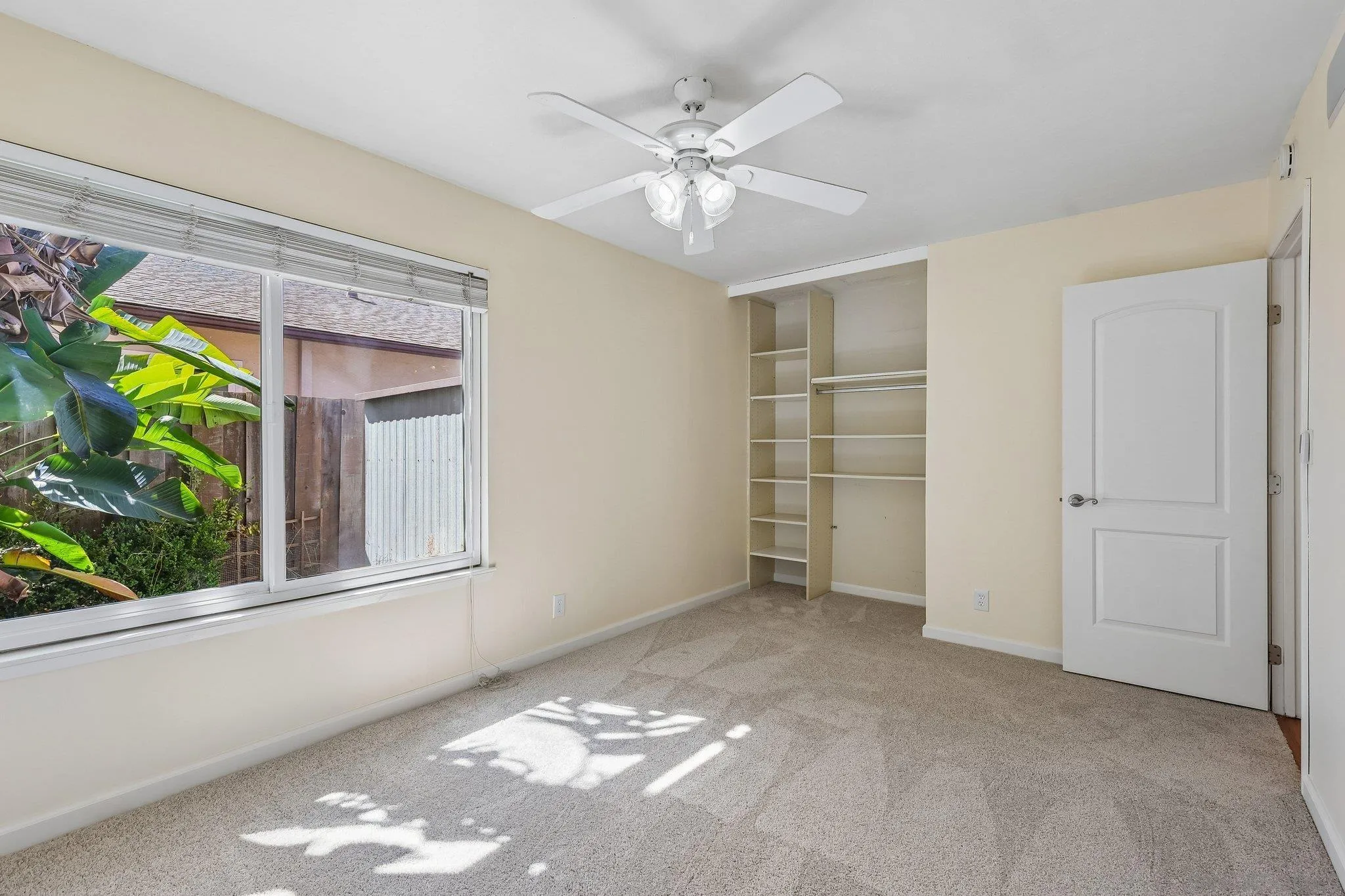 https://cdn.realtyfeed.com/cdn/127/260020453/af95f7857a37d29ef22d18427de0867c.webp