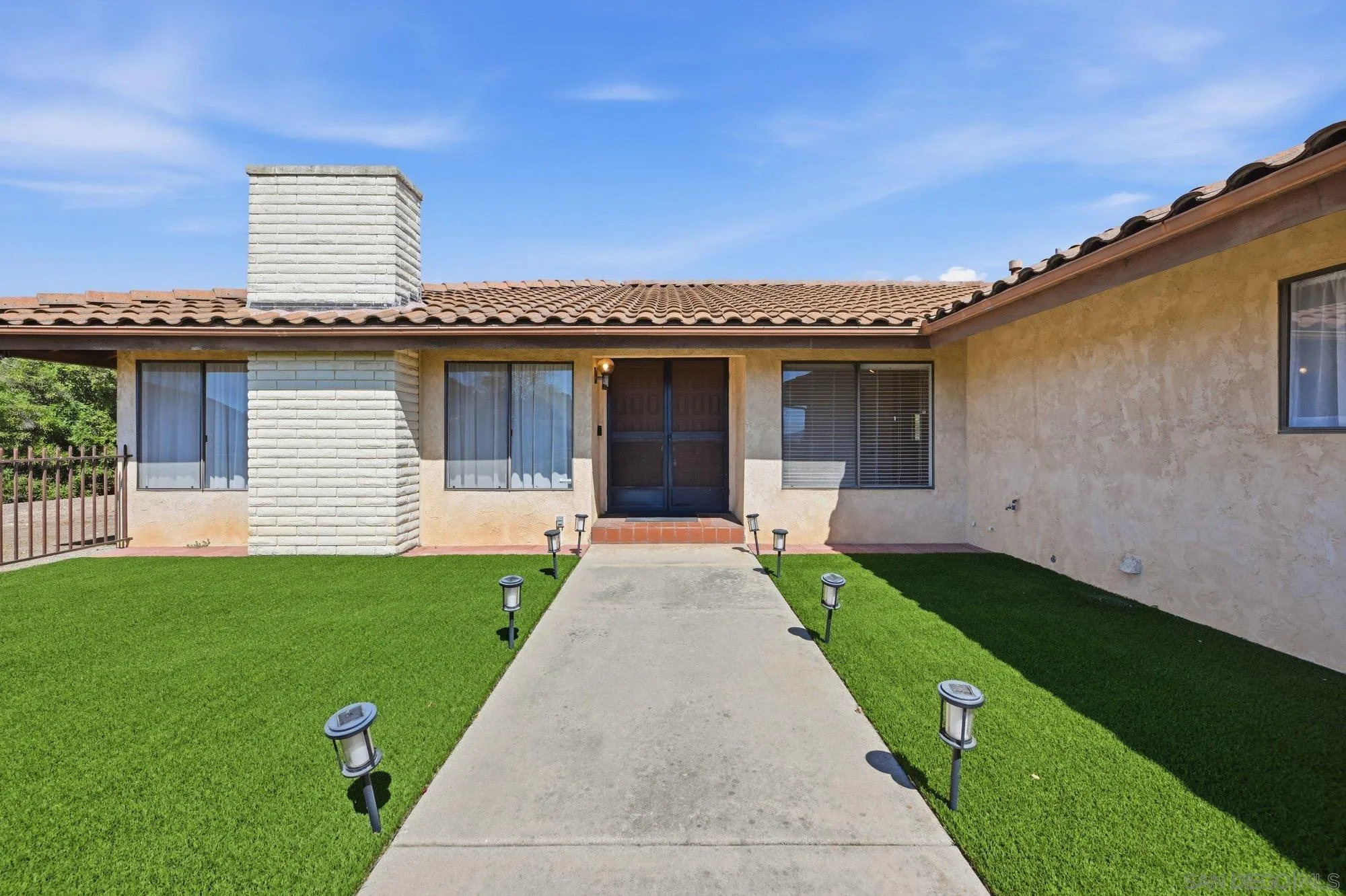 https://cdn.realtyfeed.com/cdn/127/260020455/02c7e13a9f3cb5b8c5a892748435db16.webp