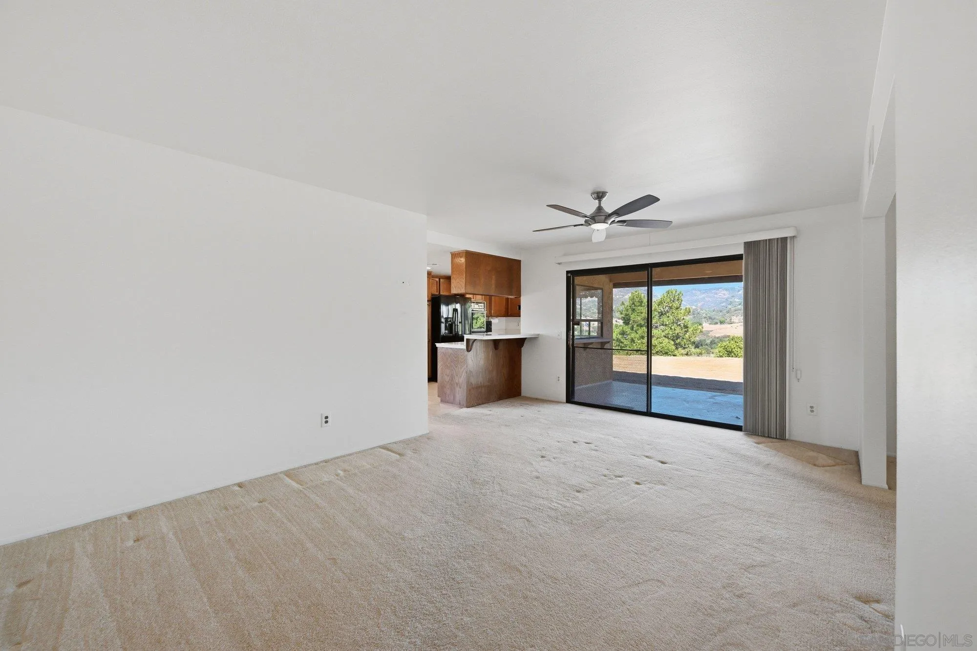 https://cdn.realtyfeed.com/cdn/127/260020455/13a005529d42df397c23c166ab0c0b2d.webp