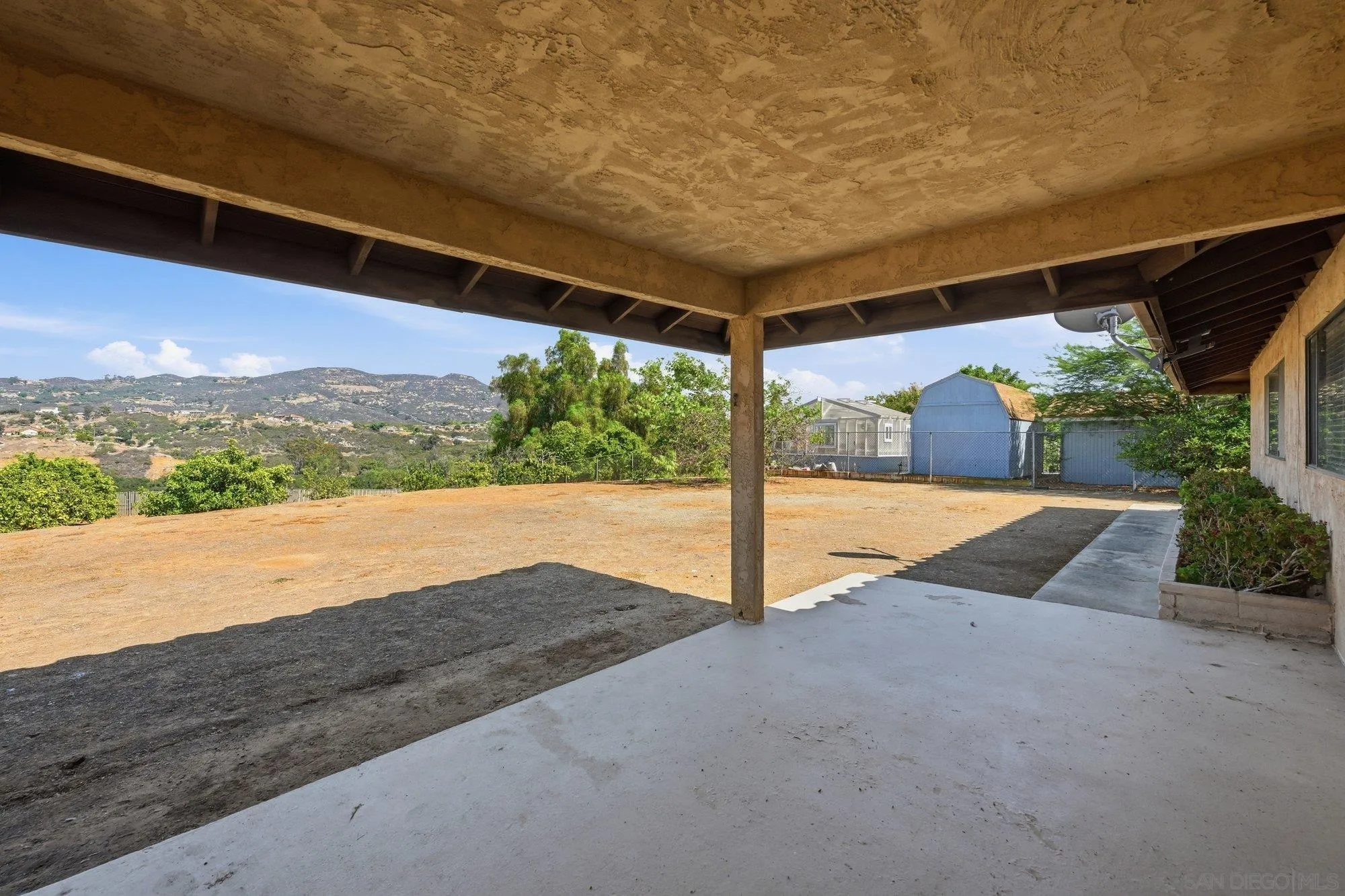 https://cdn.realtyfeed.com/cdn/127/260020455/993139ad8a7283bf03706d414fa1aee0.webp