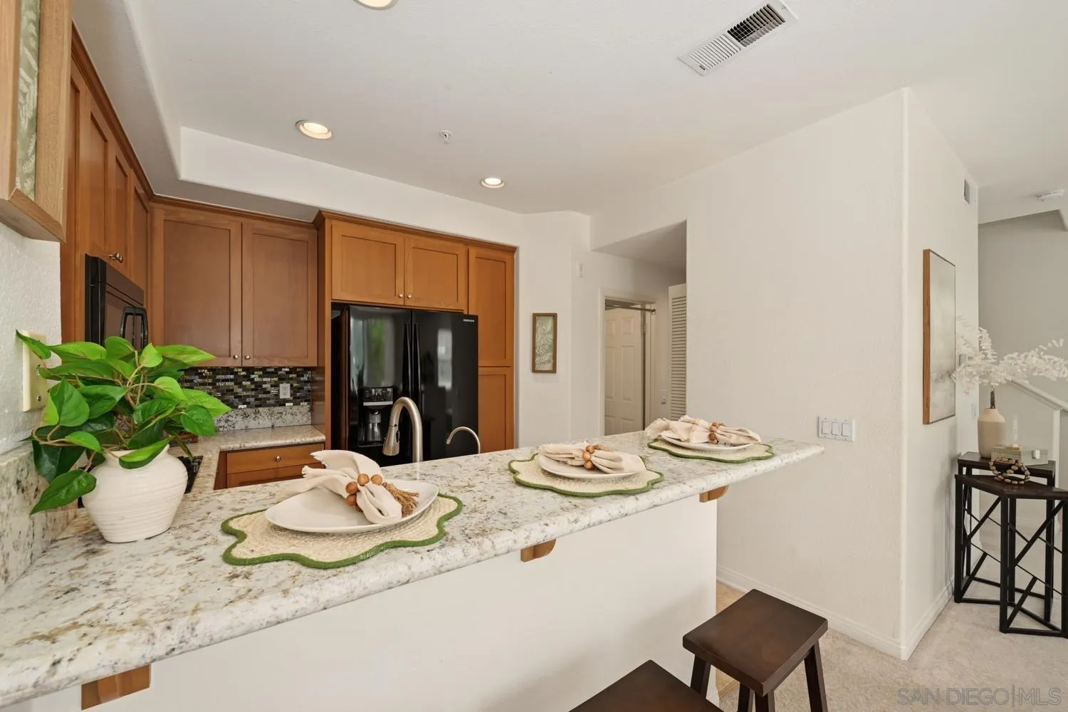 4611 Central Plaza, San Diego, CA 92123 - Photo 3 of 29, San Diego, CA