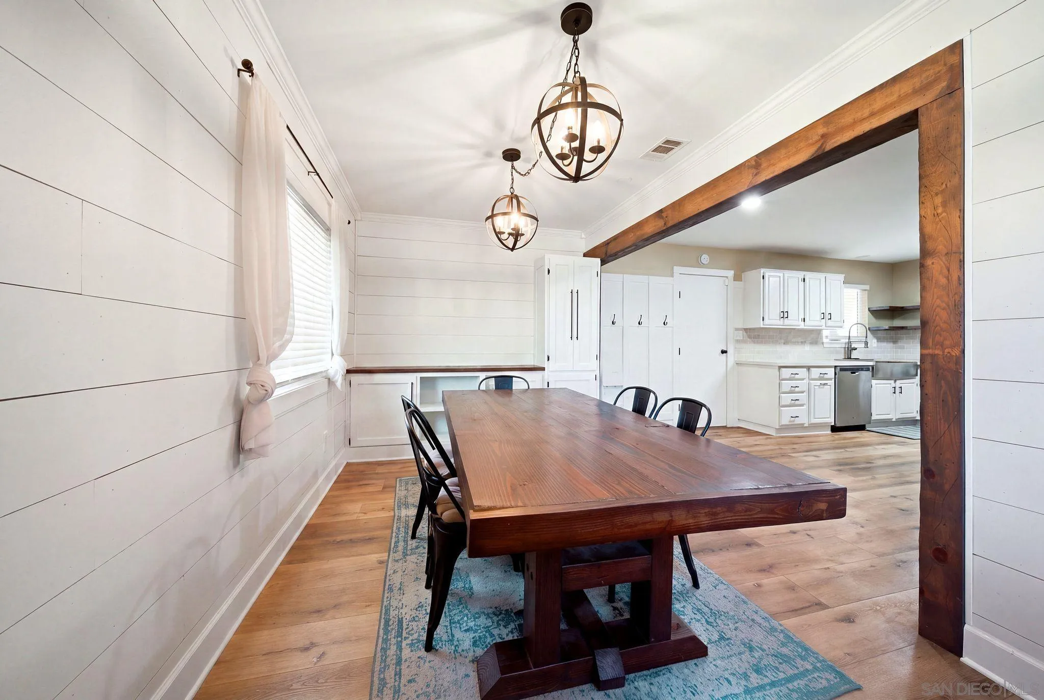 https://cdn.realtyfeed.com/cdn/127/260020462/06c8e817561a82fe13e05acc028f1ebe.webp