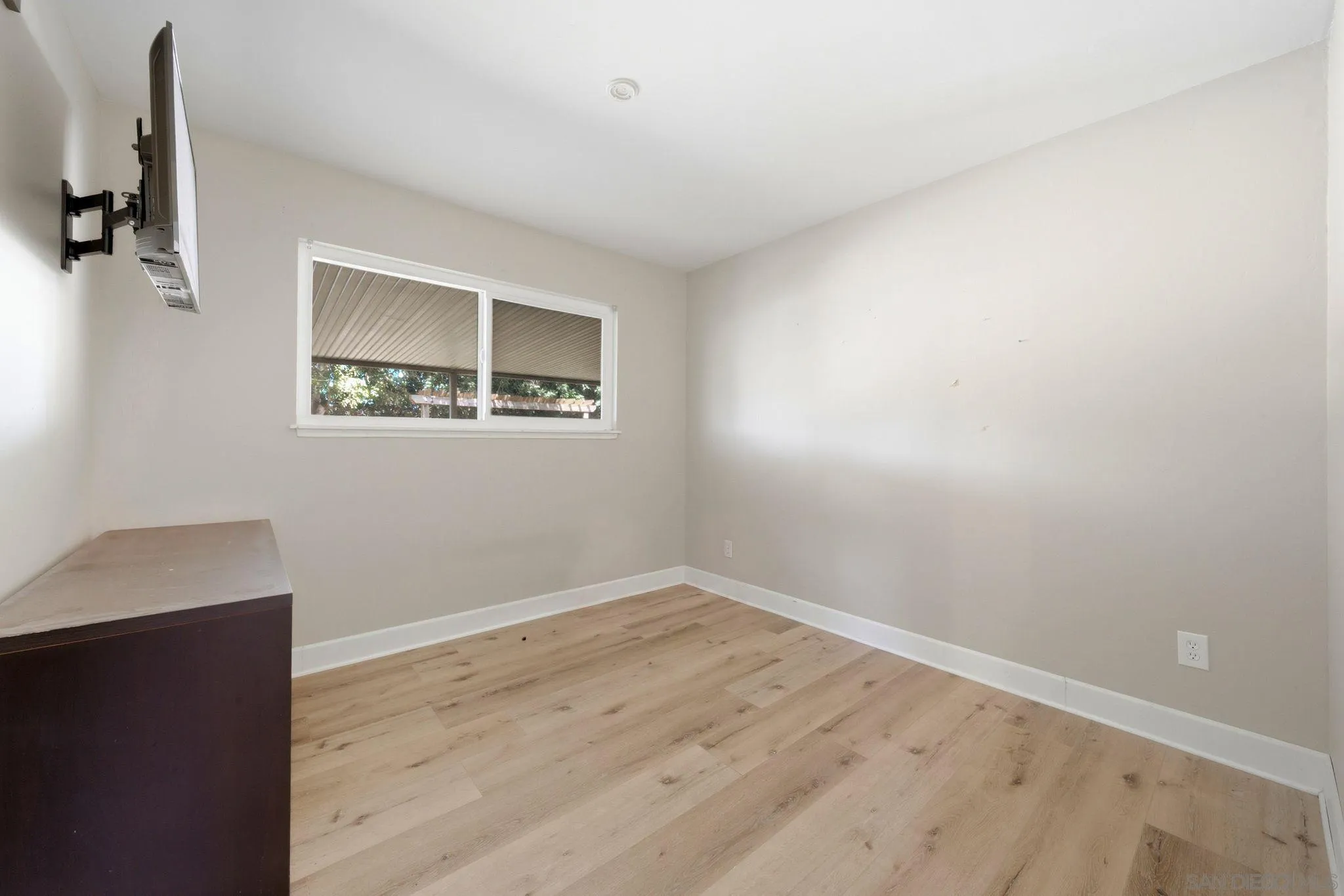 https://cdn.realtyfeed.com/cdn/127/260020462/2942563502e4a8ffa3364567047aa563.webp