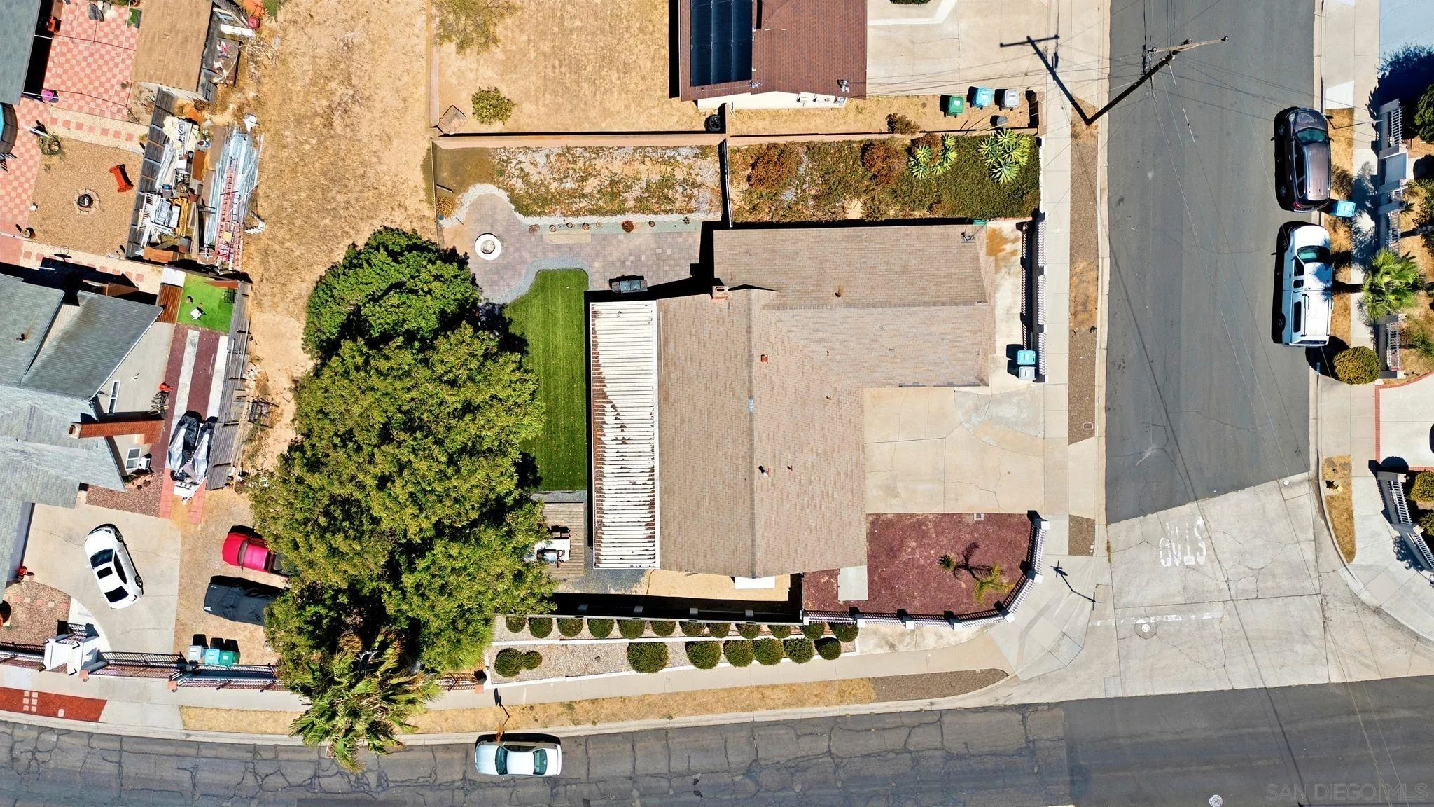 https://cdn.realtyfeed.com/cdn/127/260020462/52cbb233dcc6ec75d1543c78647ef55a.webp
