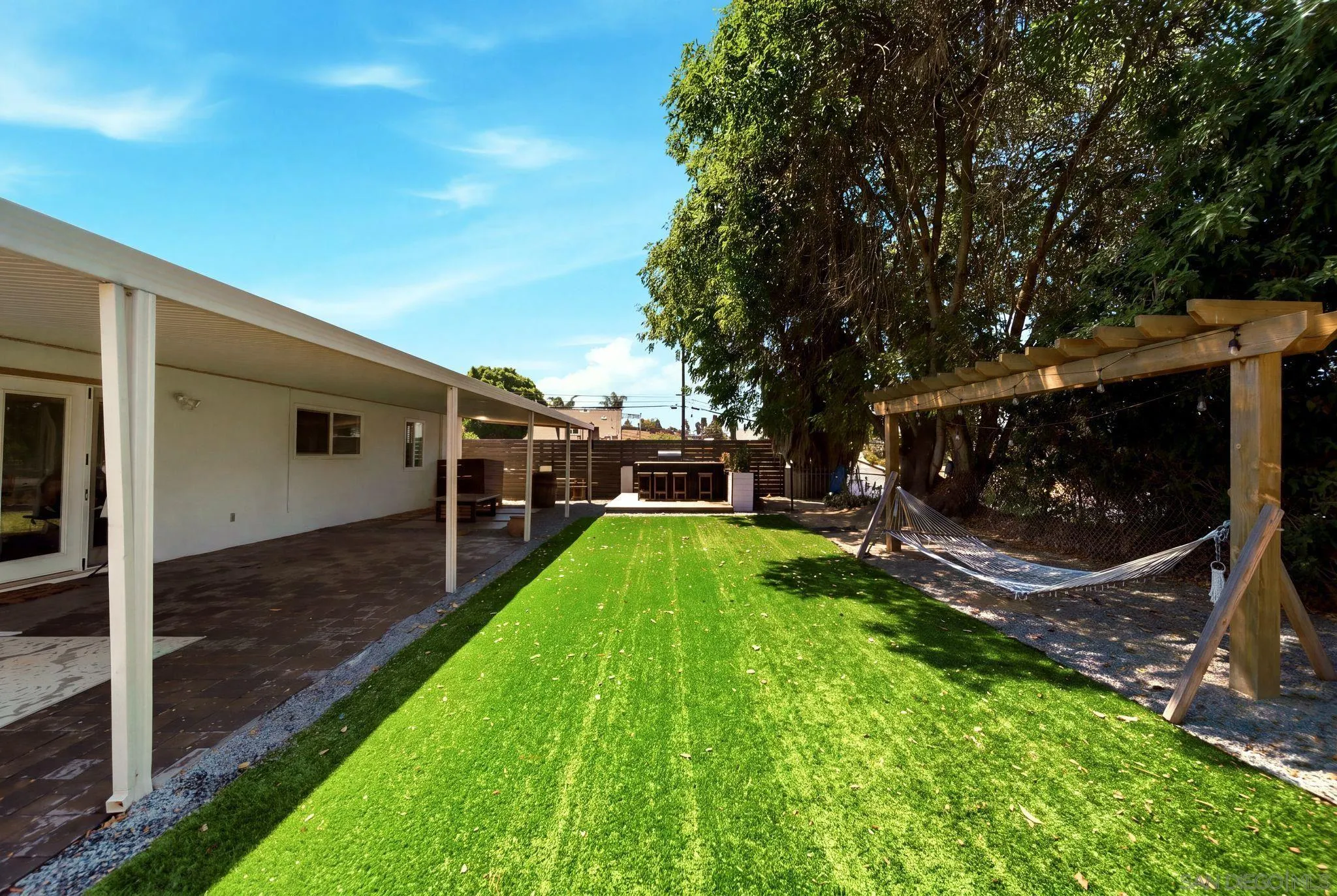 https://cdn.realtyfeed.com/cdn/127/260020462/897885fe4f766097e0ac4fed3670e2b4.webp