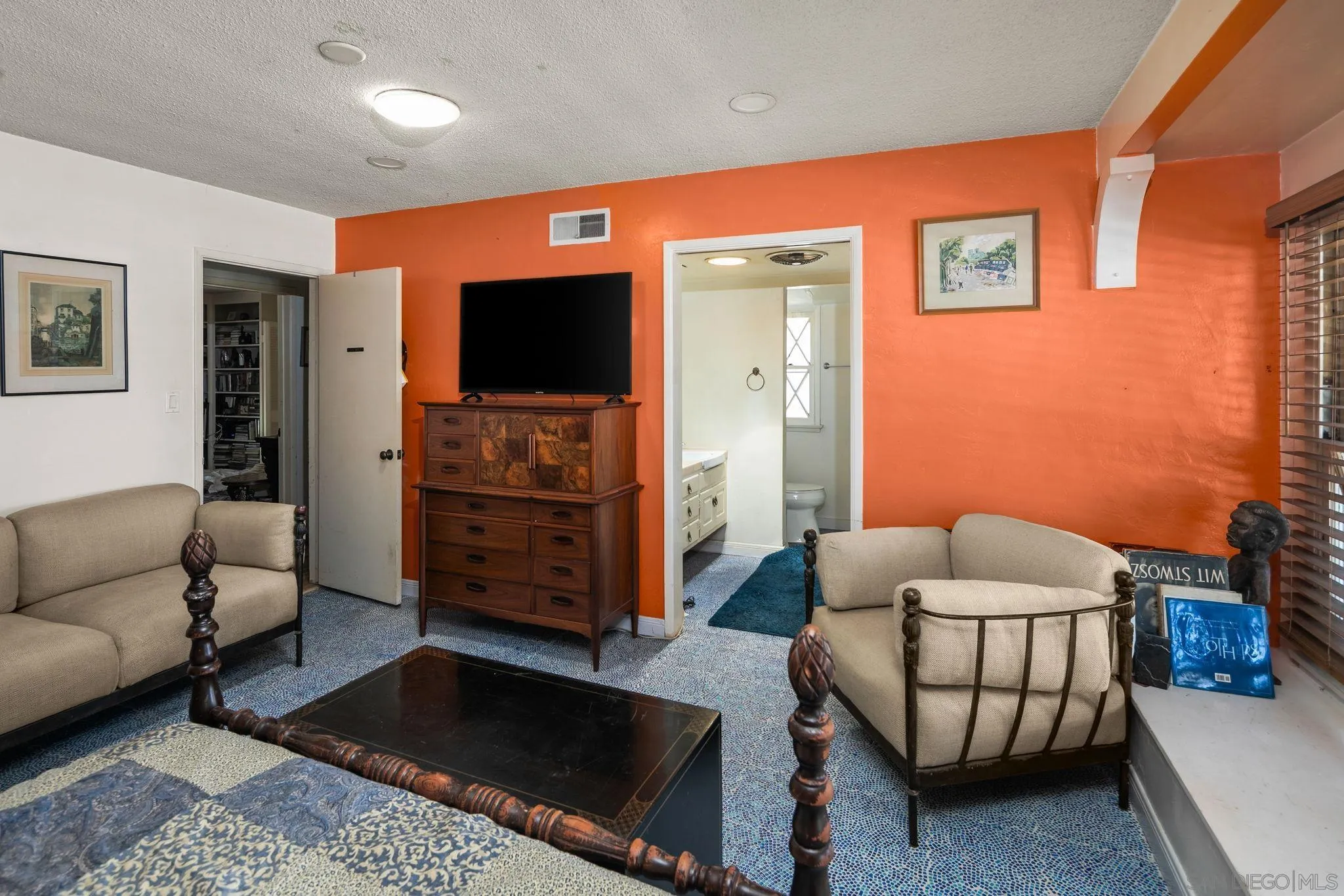 https://cdn.realtyfeed.com/cdn/127/260020463/0127551bdf940befe104892fa4ab4fd1.webp