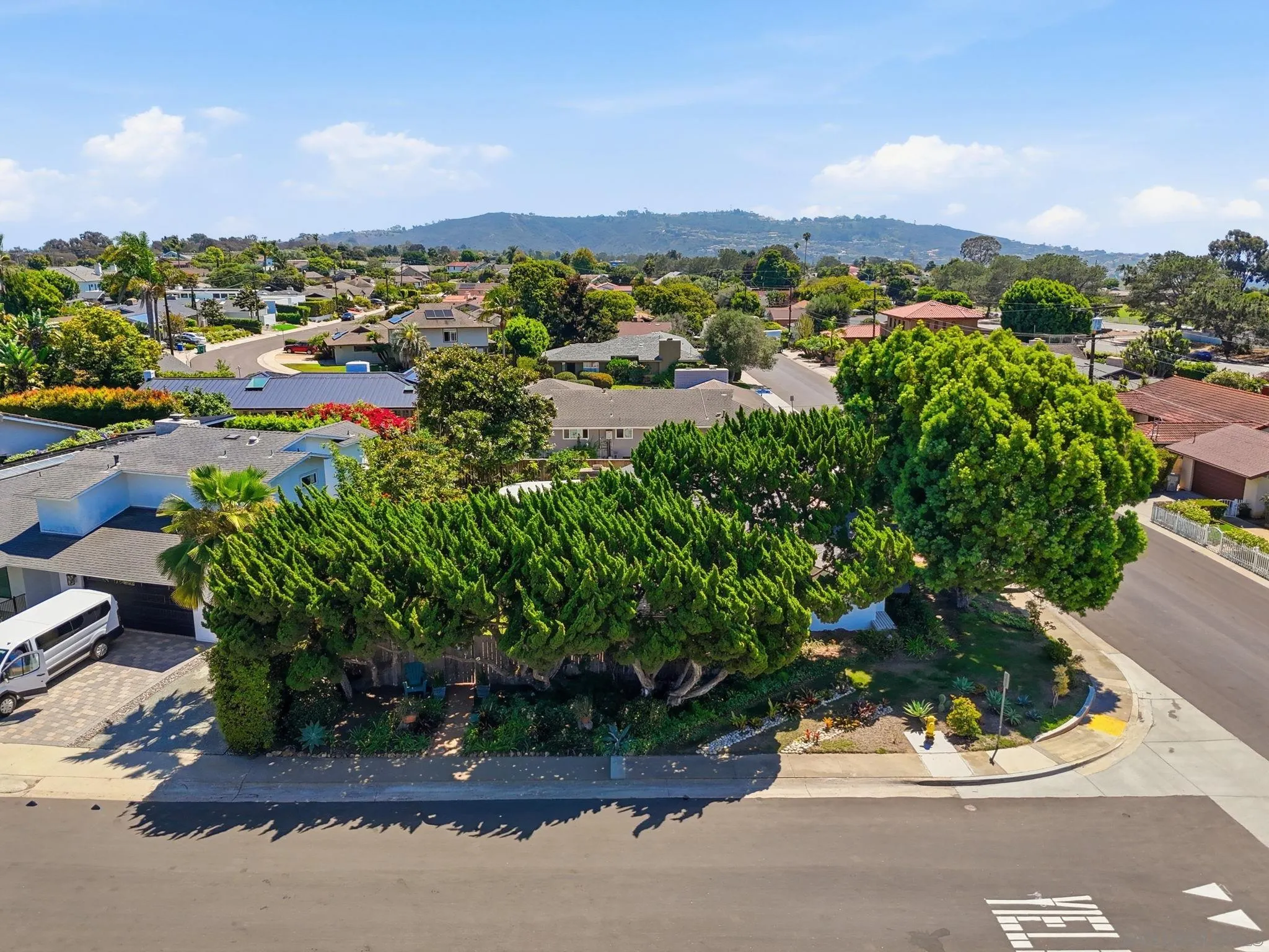 https://cdn.realtyfeed.com/cdn/127/260020463/e13a939046f99b1a1ca5fad77f58523a.webp