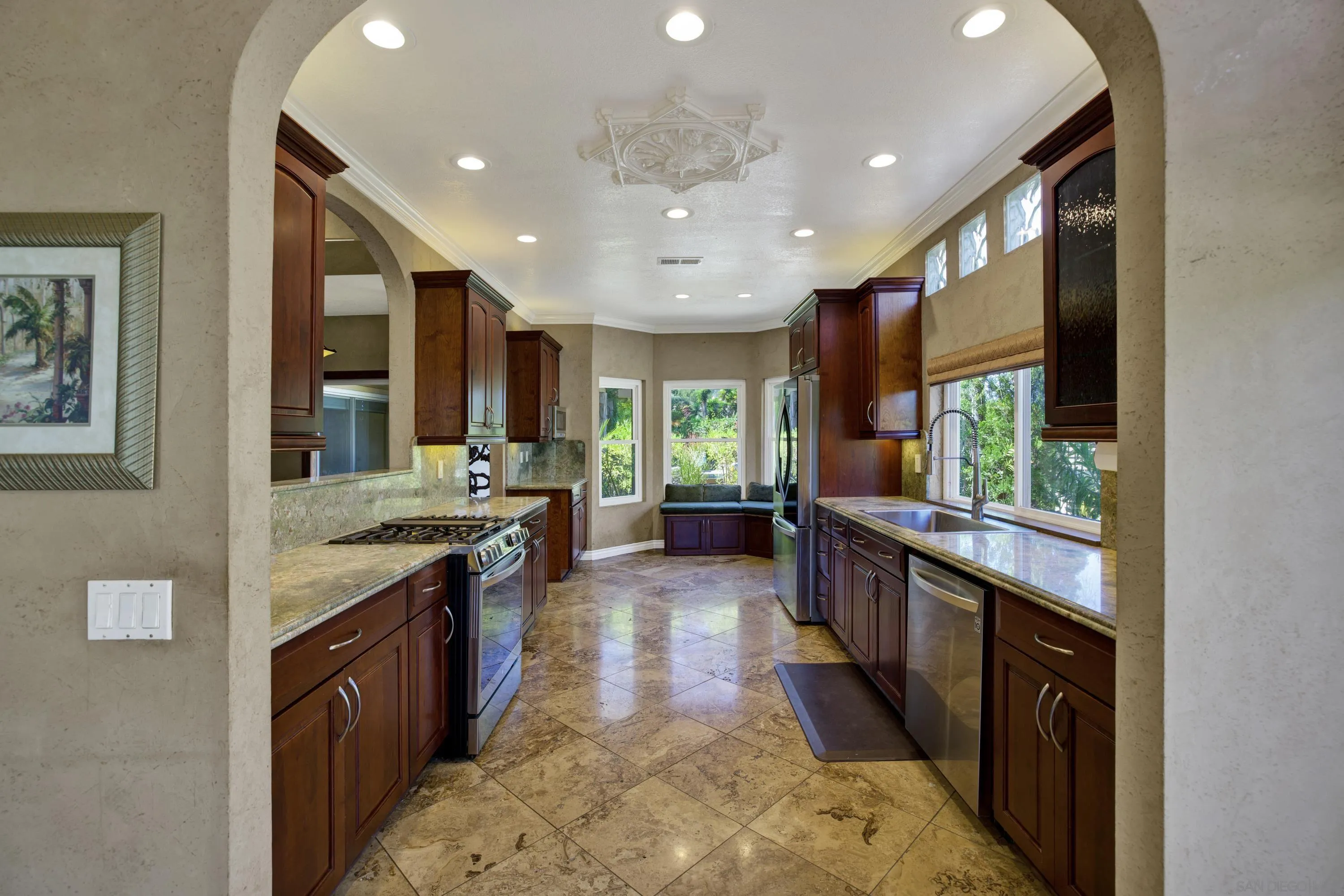 https://cdn.realtyfeed.com/cdn/127/260020466/34506731284e035988d85d79bfd9f3a0.webp