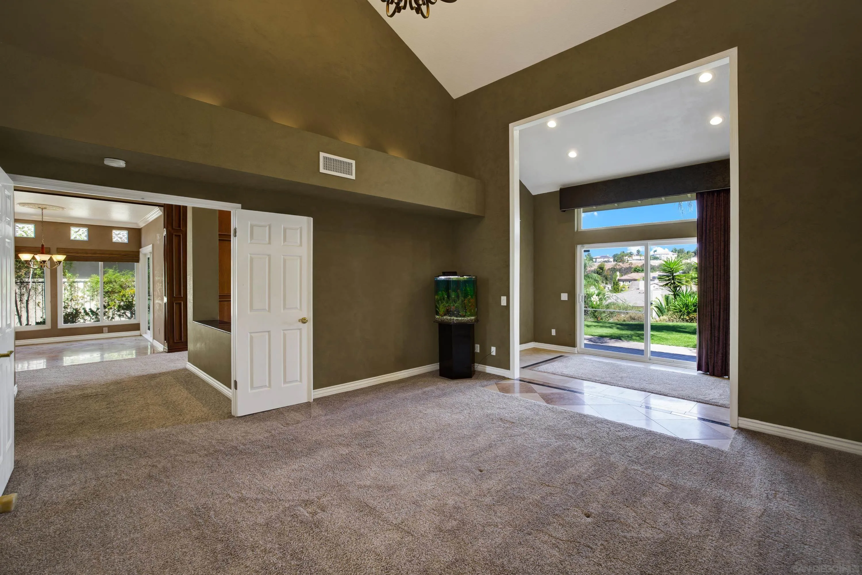 https://cdn.realtyfeed.com/cdn/127/260020466/9a65d470fc12fac89fdd0a41a5177d1f.webp