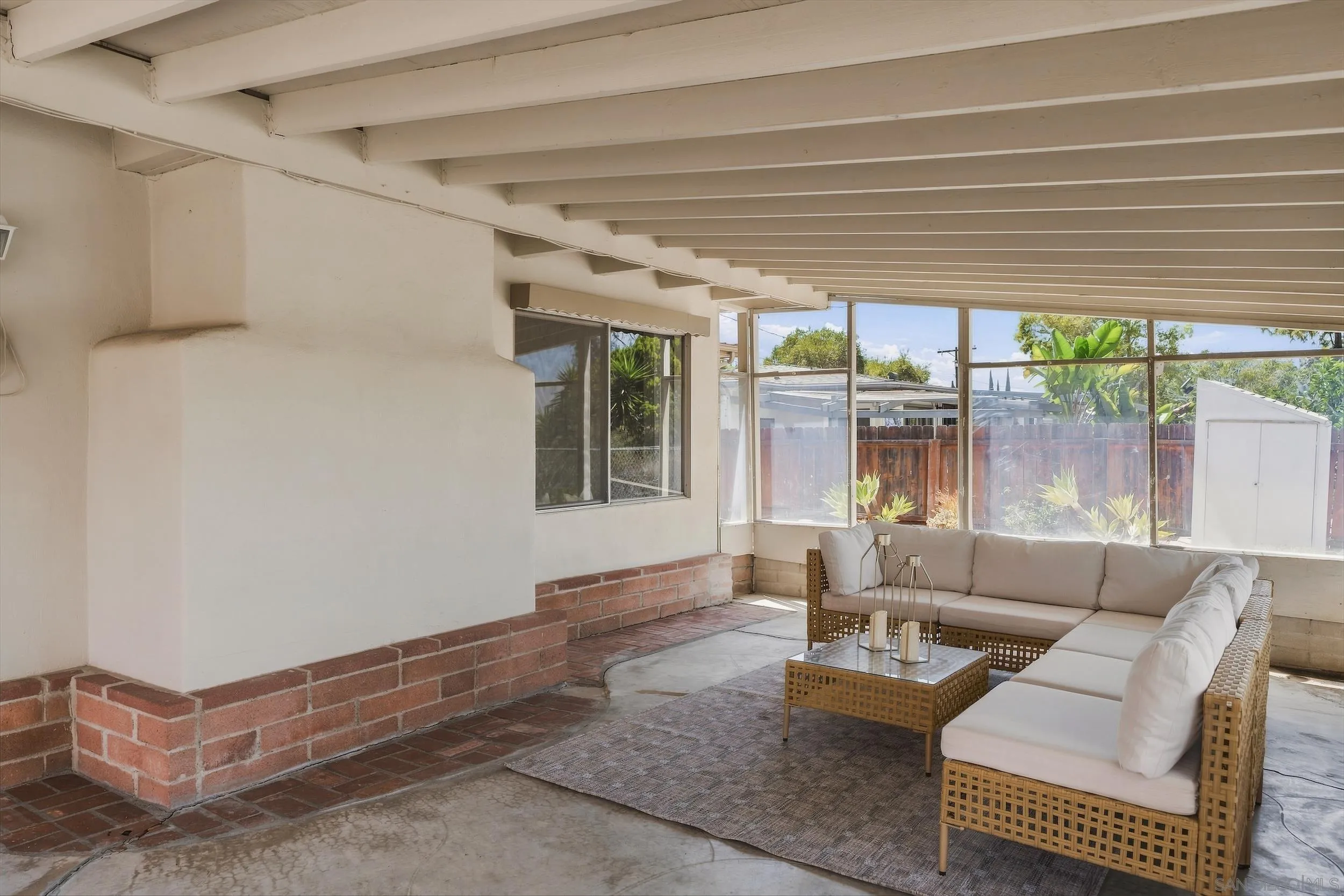 https://cdn.realtyfeed.com/cdn/127/260020468/4c780429657e011fe0a5dd3e0f8b8e6d.webp