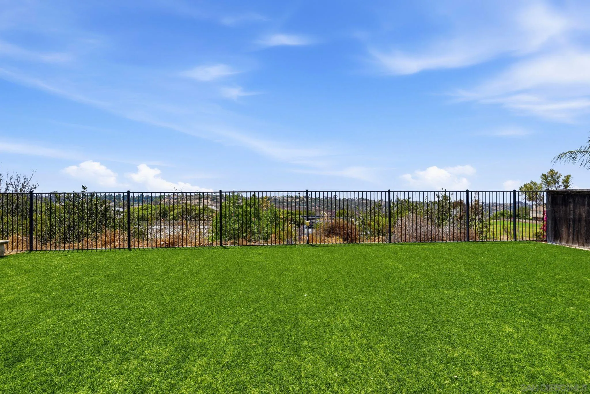 https://cdn.realtyfeed.com/cdn/127/260020469/3ddded7ab57cc58754f8b9934279fe93.webp